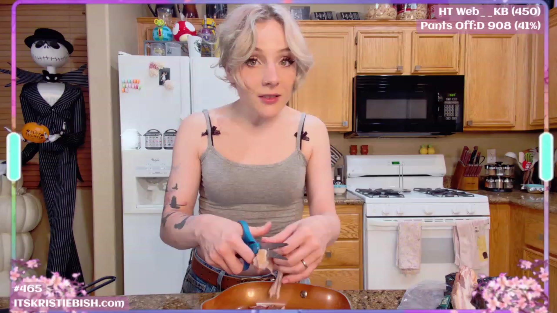 Gallery image thumbnail from KristieBish's myfreecams stream on, 08/17/2023, 07:20 image 3 of 20