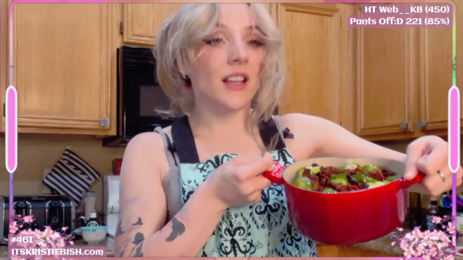 Gallery image thumbnail from KristieBish's myfreecams stream on, 08/17/2023, 07:20 image 11 of 20