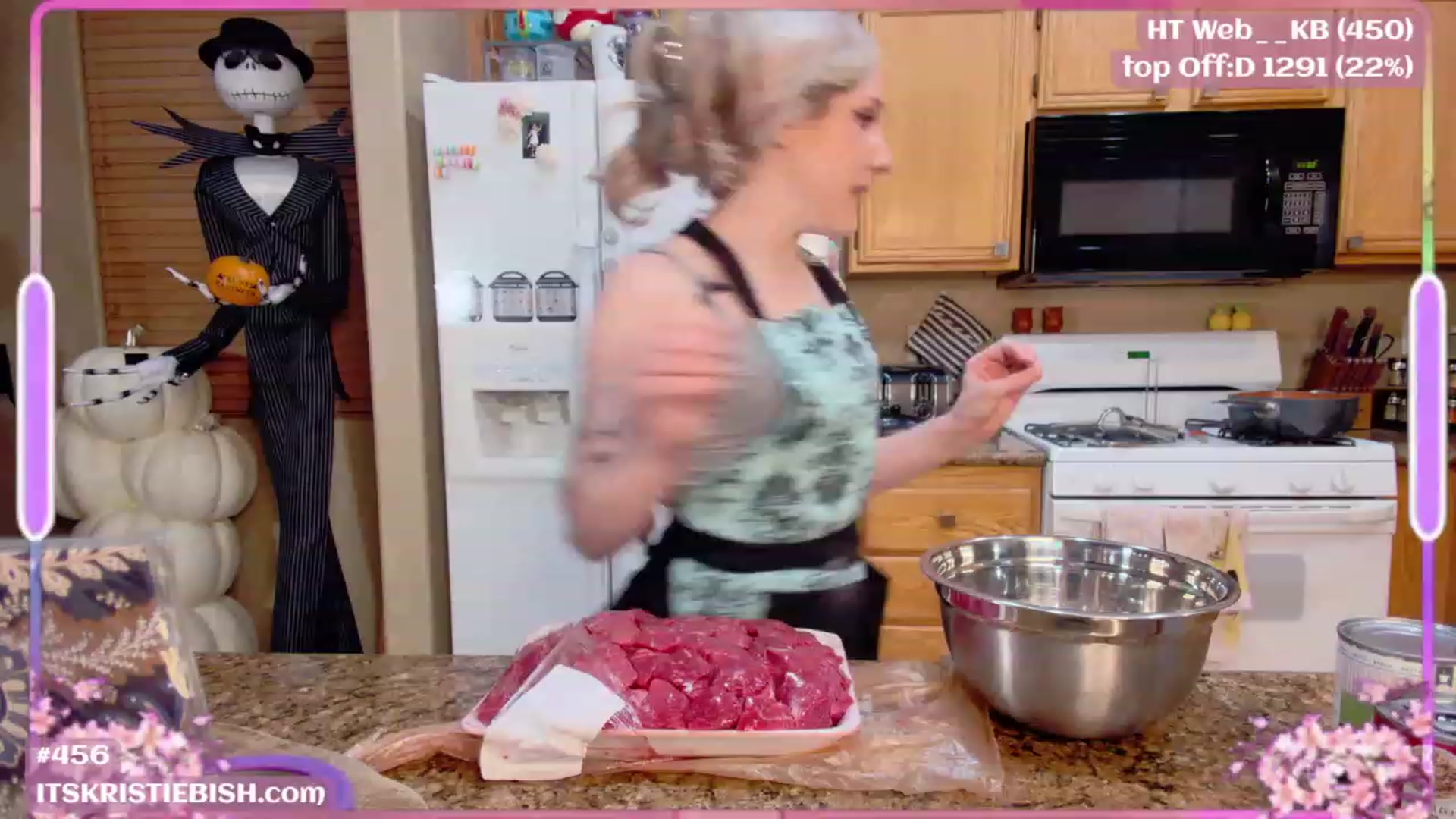 Gallery image thumbnail from KristieBish's myfreecams stream on, 08/17/2023, 07:20 image 14 of 20