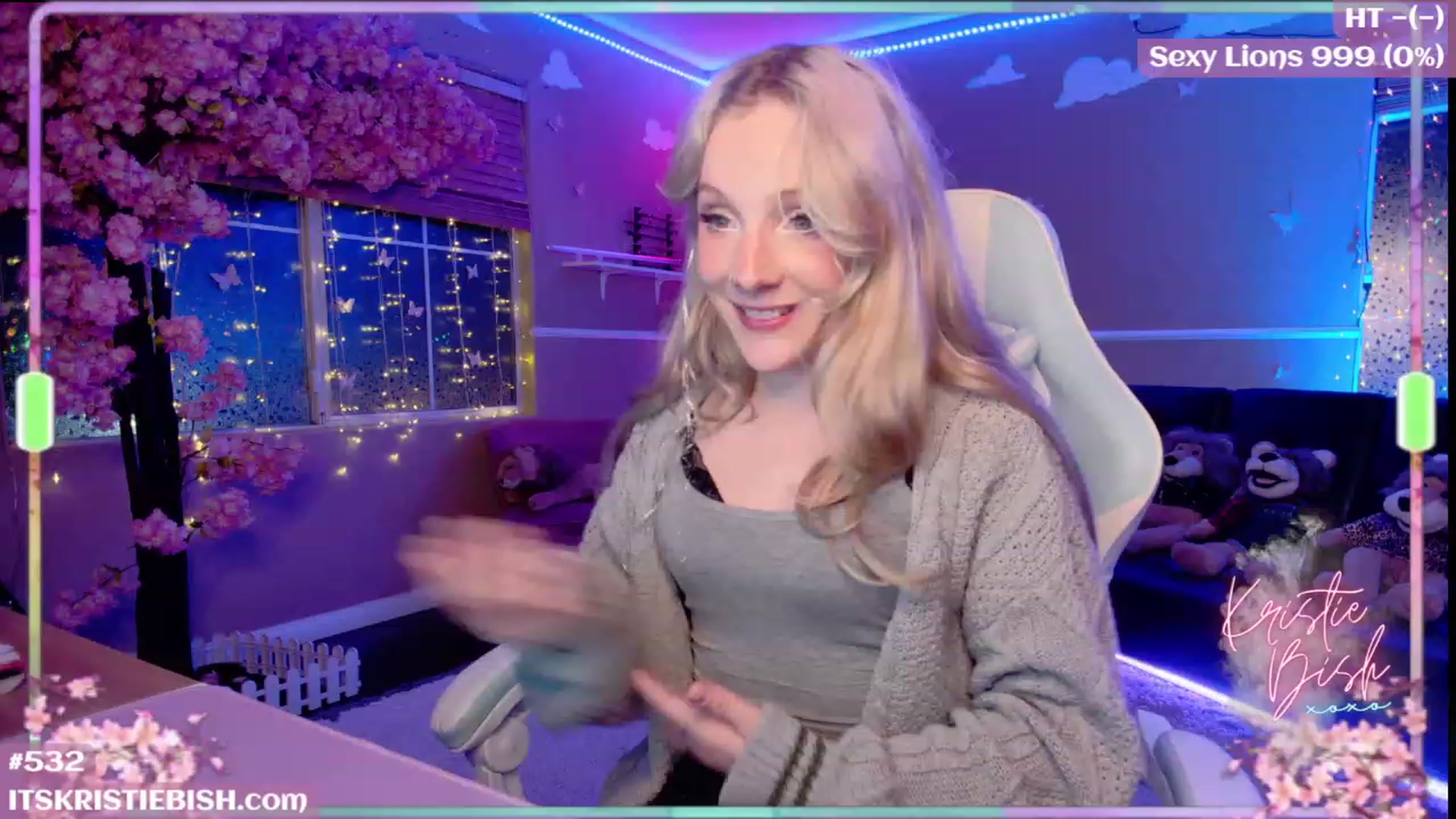 Gallery image thumbnail from KristieBish's myfreecams stream on, 08/19/2023, 04:25 image 5 of 20