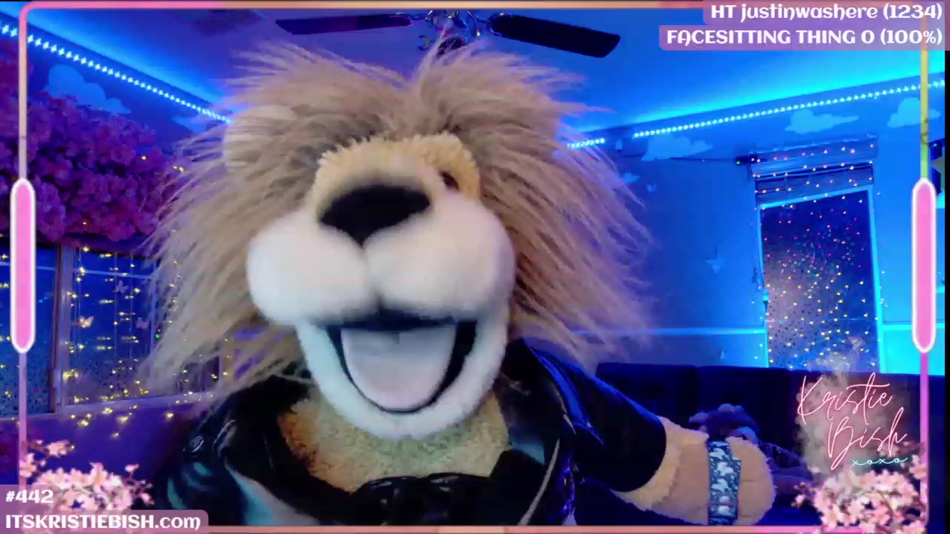 Gallery image thumbnail from KristieBish's myfreecams stream on, 08/19/2023, 06:06 image 20 of 20