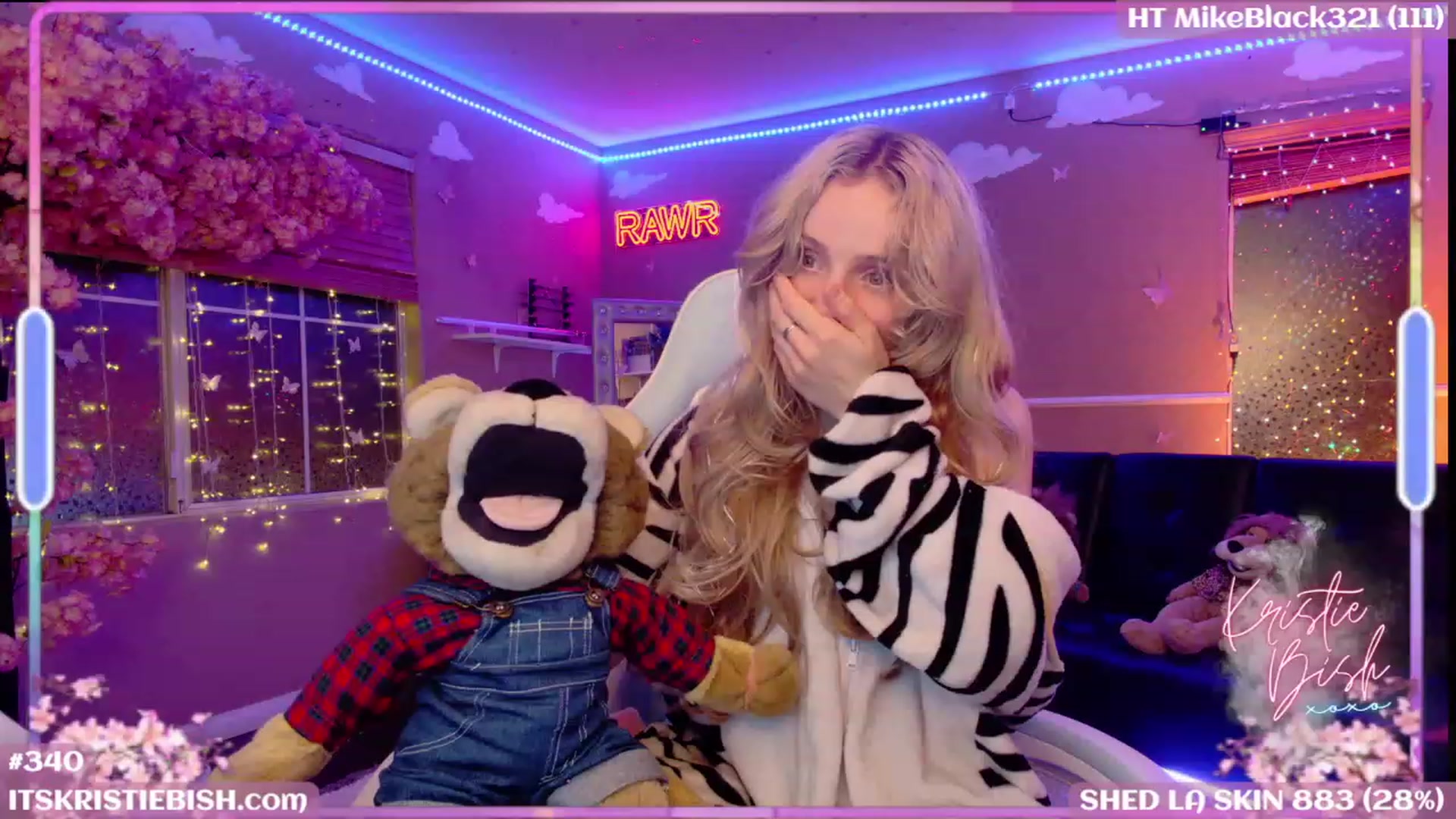 Gallery image thumbnail from KristieBish's myfreecams stream on, 08/21/2023, 04:31 image 16 of 20