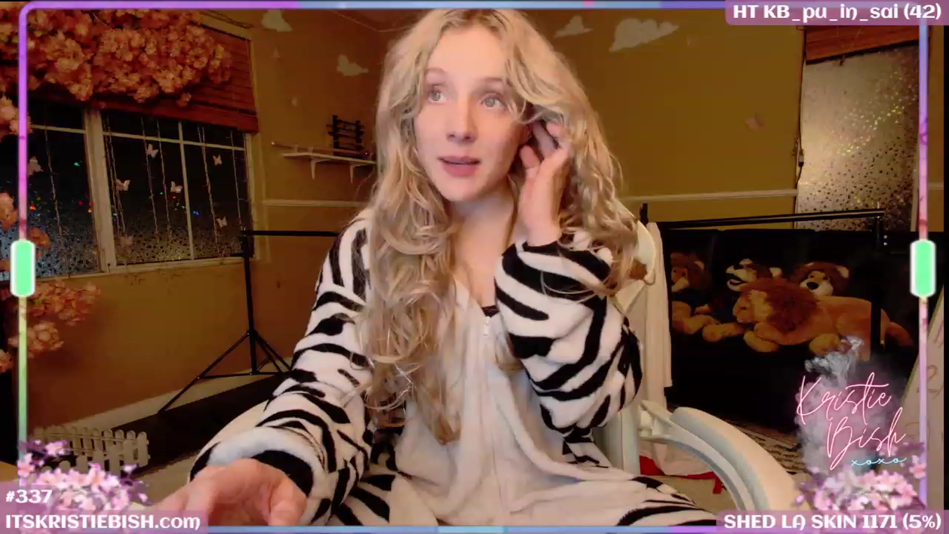 Gallery image thumbnail from KristieBish's myfreecams stream on, 08/21/2023, 04:31 image 7 of 20