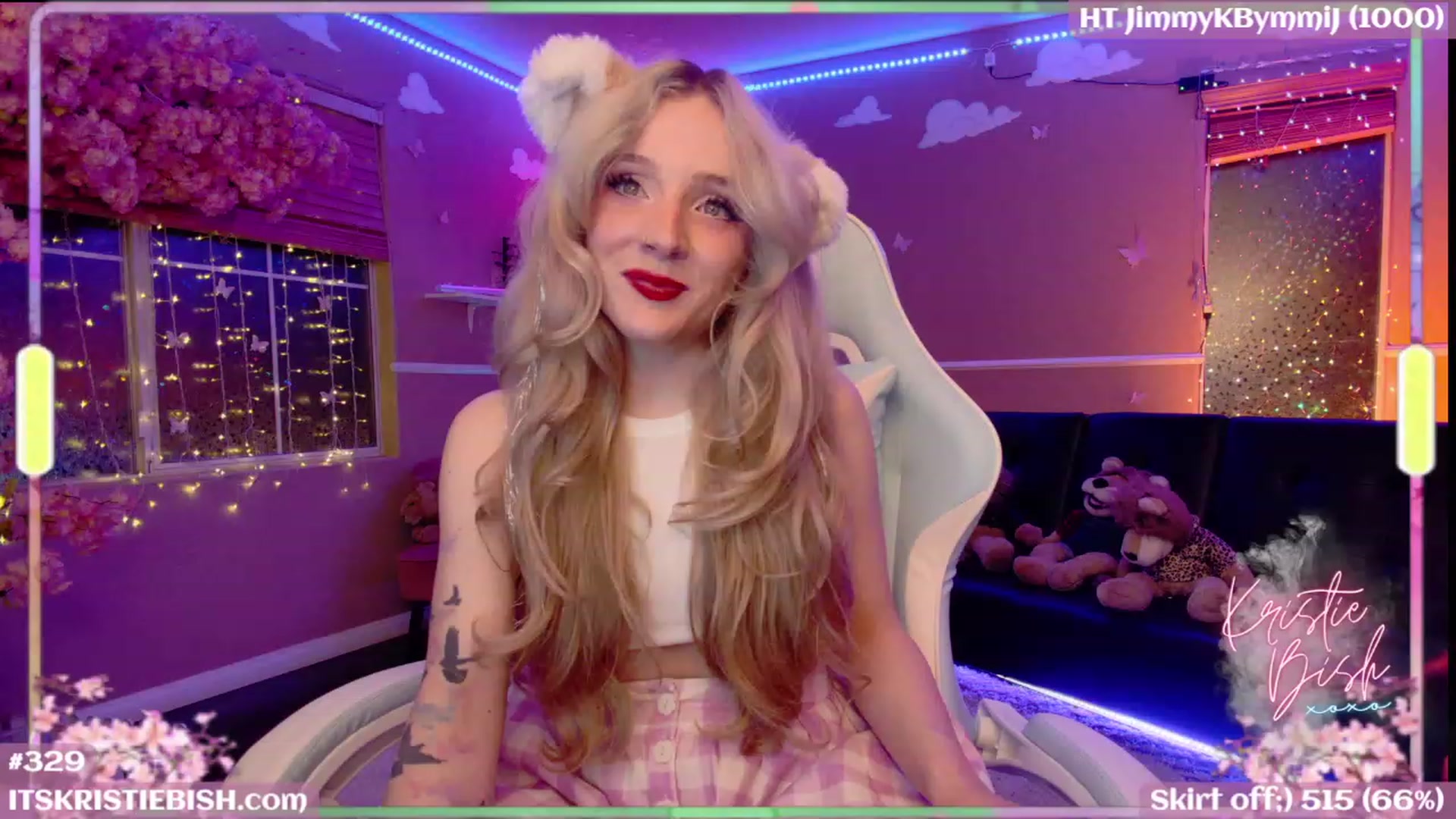 Gallery image thumbnail from KristieBish's myfreecams stream on, 08/22/2023, 06:14 image 14 of 20