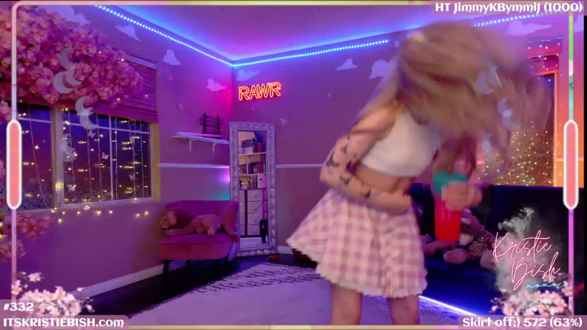 Gallery image thumbnail from KristieBish's myfreecams stream on, 08/22/2023, 06:14 image 10 of 20