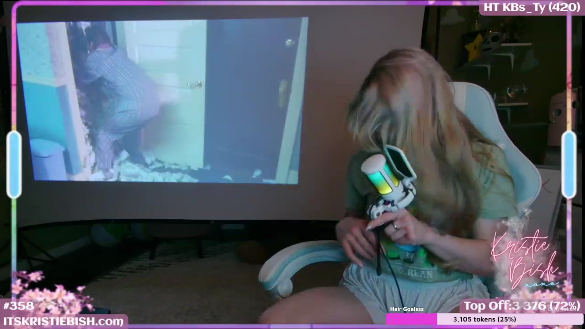 Gallery image thumbnail from KristieBish's myfreecams stream on, 08/28/2023, 04:48 image 17 of 20
