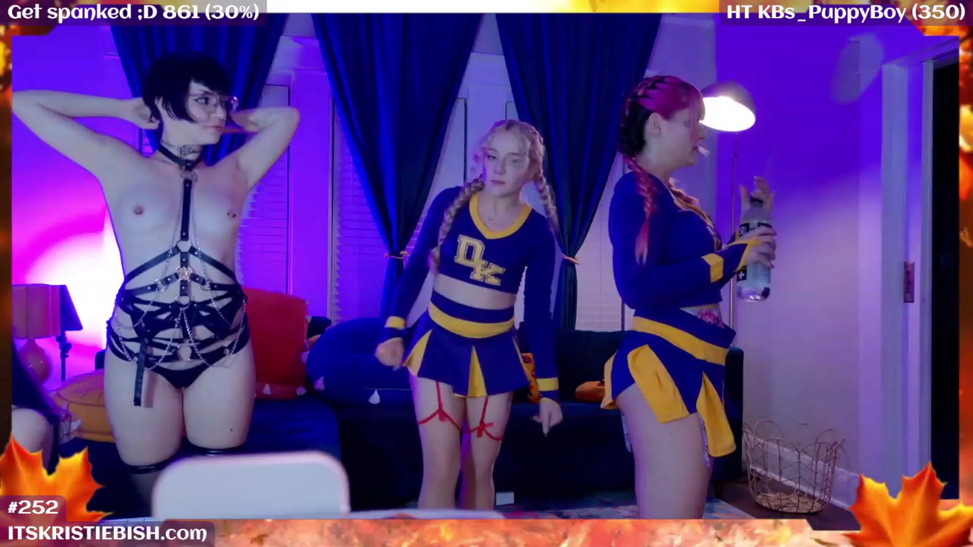 Gallery image thumbnail from KristieBish's myfreecams stream on, 10/01/2023, 03:11 image 8 of 20