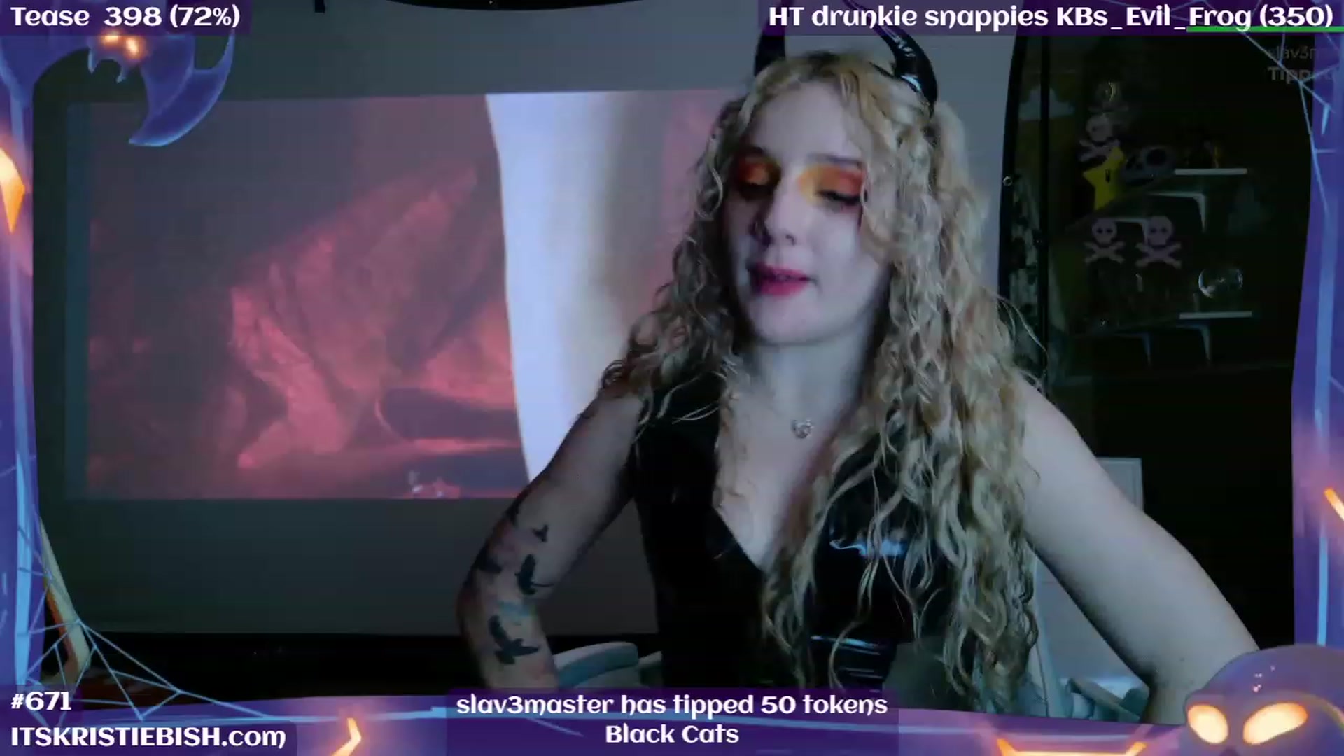 Gallery image thumbnail from KristieBish's myfreecams stream on, 10/07/2023, 06:34 image 1 of 20