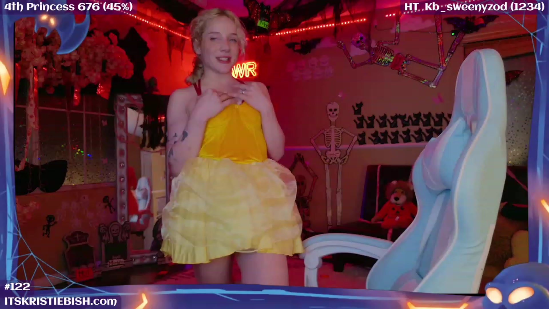 Gallery image thumbnail from KristieBish's myfreecams stream on, 10/19/2023, 06:08 image 12 of 20
