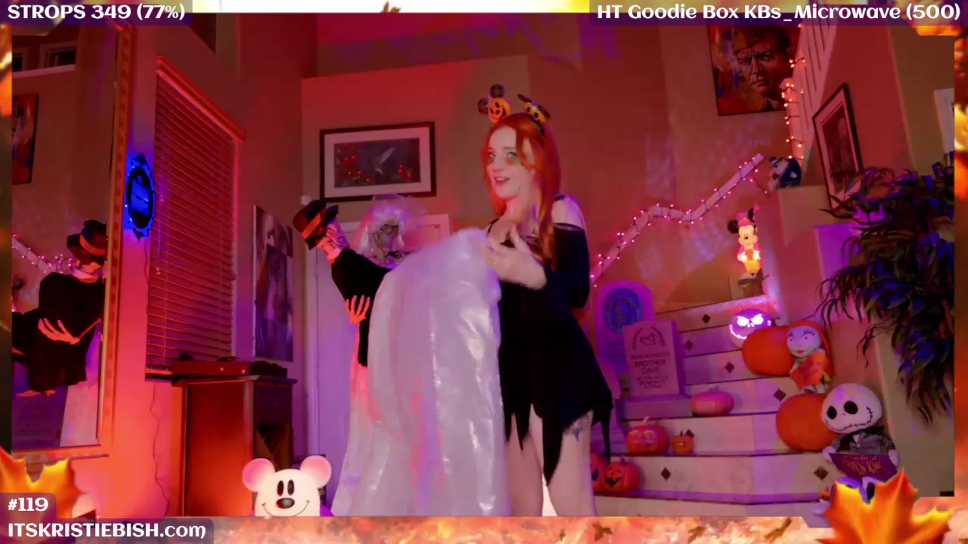 Gallery image thumbnail from KristieBish's myfreecams stream on, 10/22/2023, 04:26 image 14 of 20