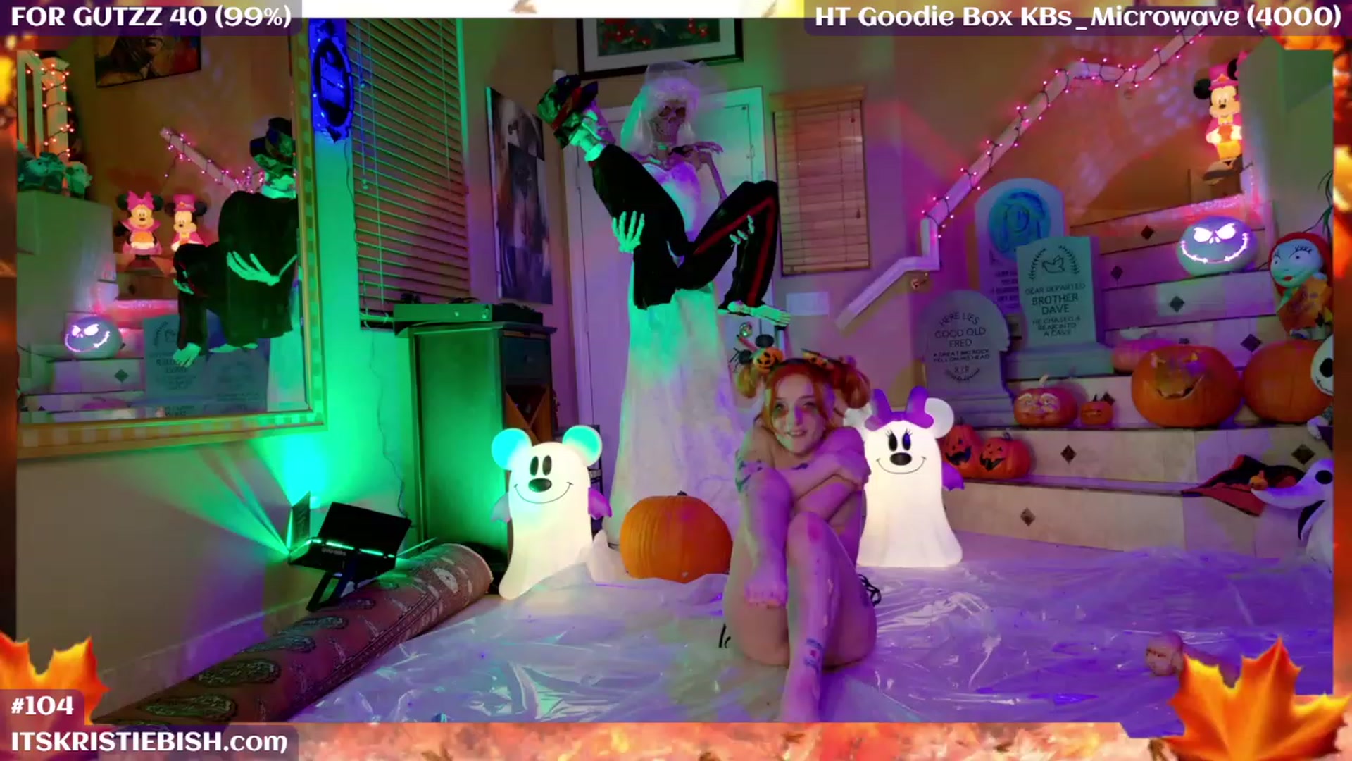 Gallery image thumbnail from KristieBish's myfreecams stream on, 10/22/2023, 07:44 image 17 of 20