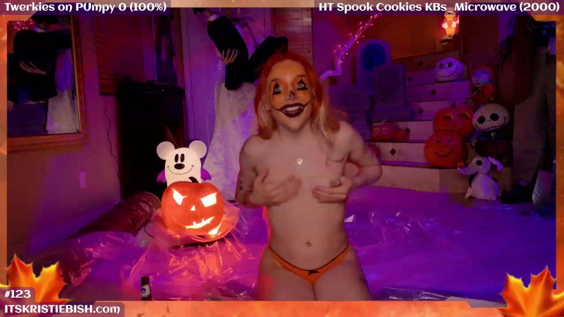 Gallery image thumbnail from KristieBish's myfreecams stream on, 10/25/2023, 06:23 image 13 of 20