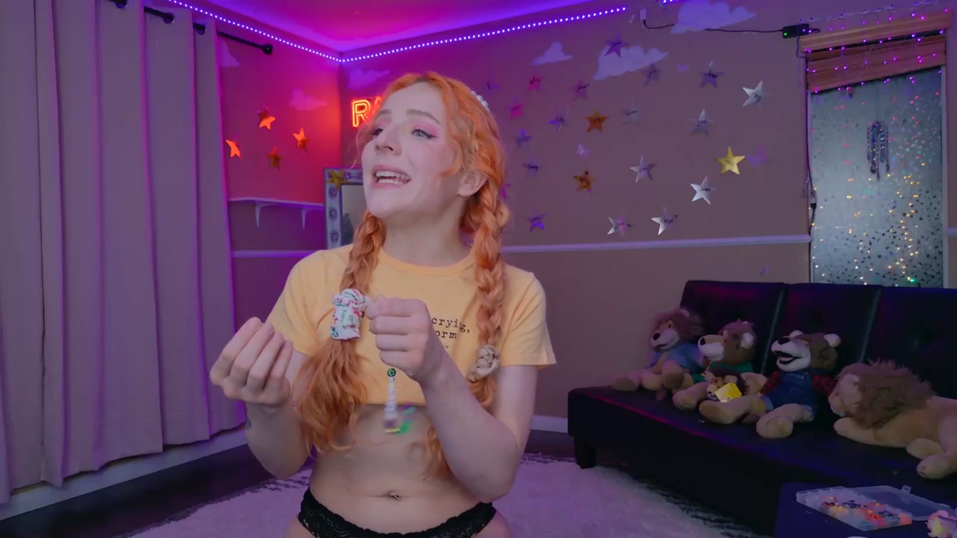 Gallery image thumbnail from KristieBish's myfreecams stream on, 01/15/2024, 05:52 image 3 of 20