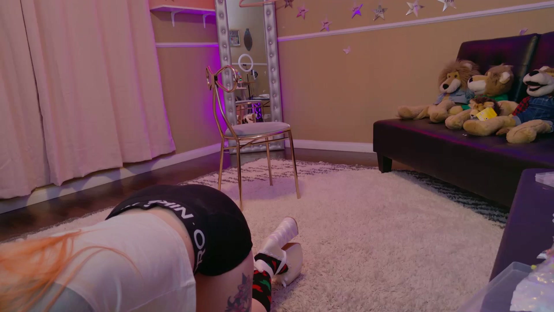 Gallery image thumbnail from KristieBish's myfreecams stream on, 01/16/2024, 05:08 image 10 of 20