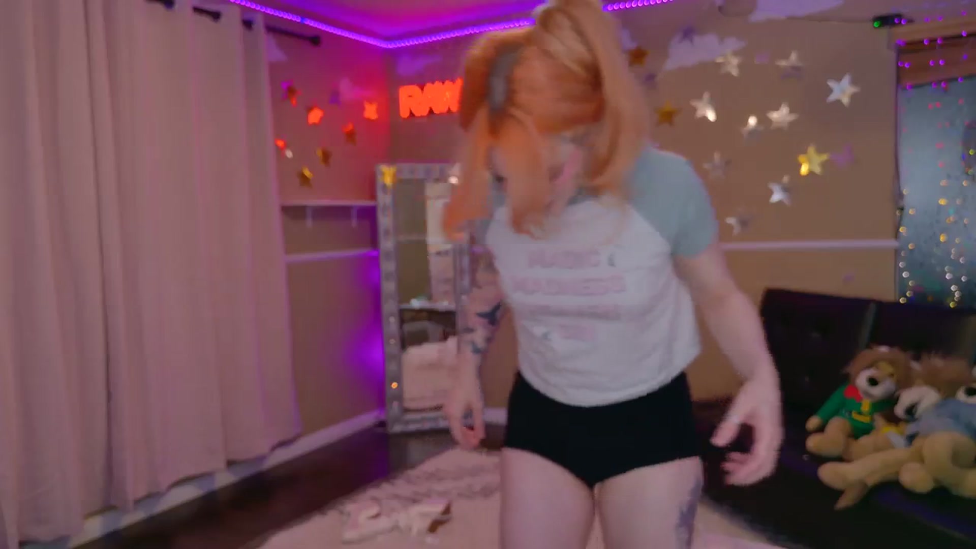 Gallery image thumbnail from KristieBish's myfreecams stream on, 01/16/2024, 07:38 image 16 of 20