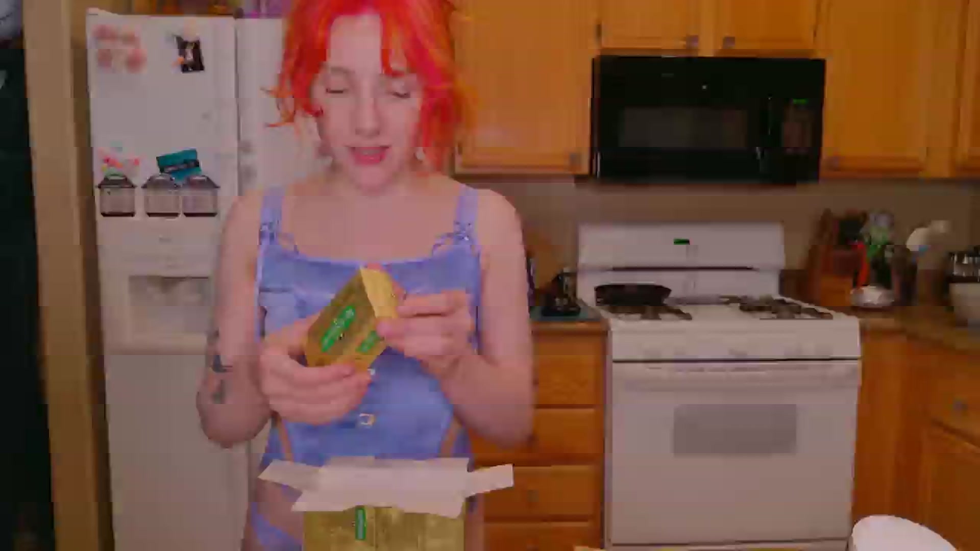 Gallery image thumbnail from KristieBish's myfreecams stream on, 01/23/2024, 08:16 image 5 of 20