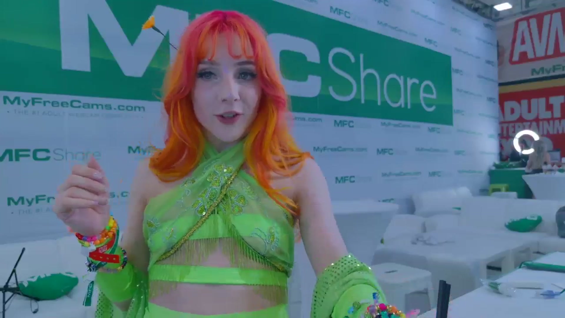 Gallery image thumbnail from KristieBish's myfreecams stream on, 01/25/2024, 02:57 image 7 of 20