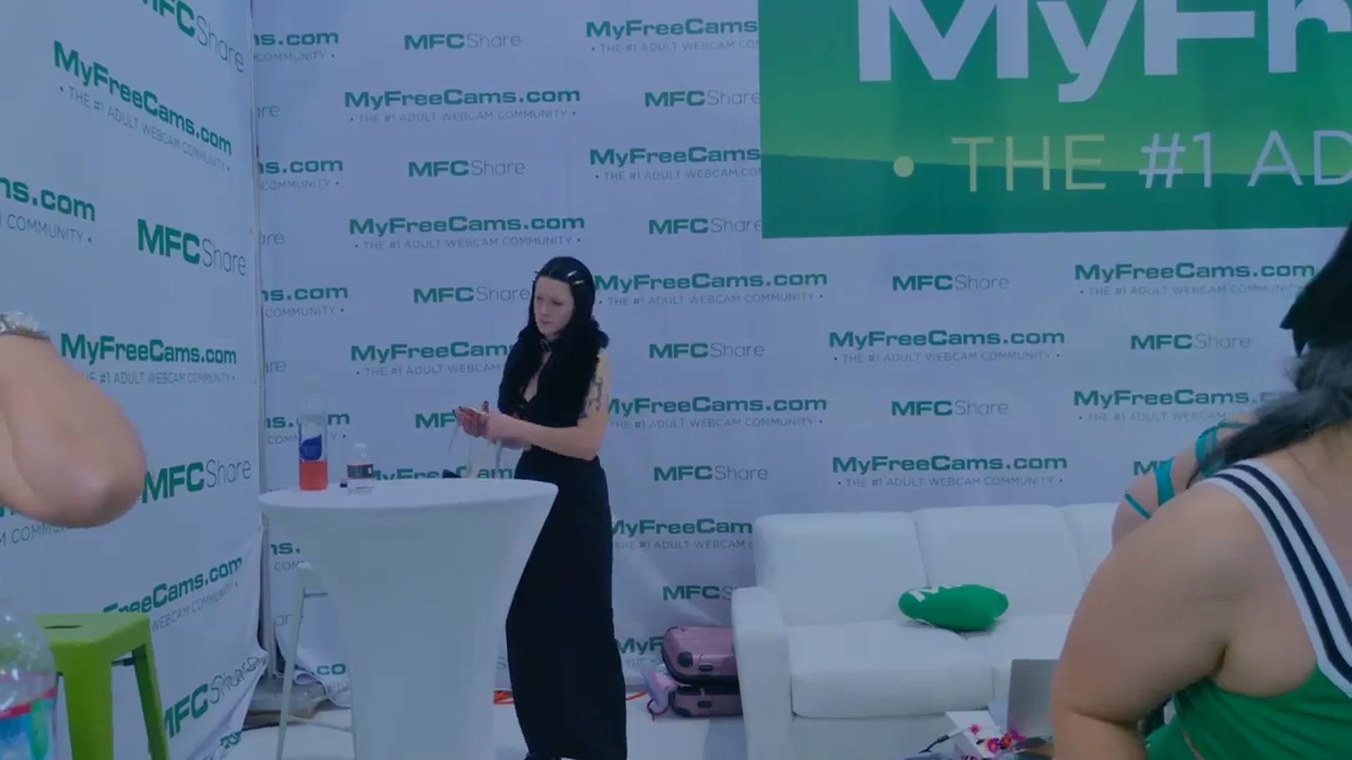 Gallery image thumbnail from KristieBish's myfreecams stream on, 01/26/2024, 24:01 image 16 of 20