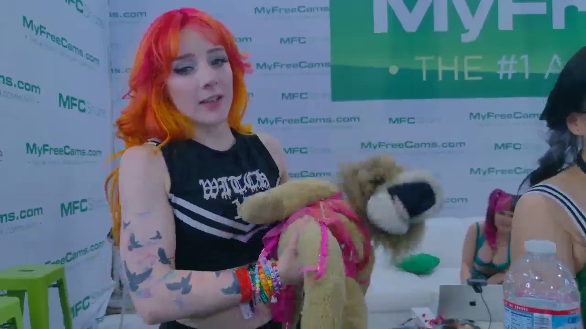 Gallery image thumbnail from KristieBish's myfreecams stream on, 01/26/2024, 24:01 image 15 of 20
