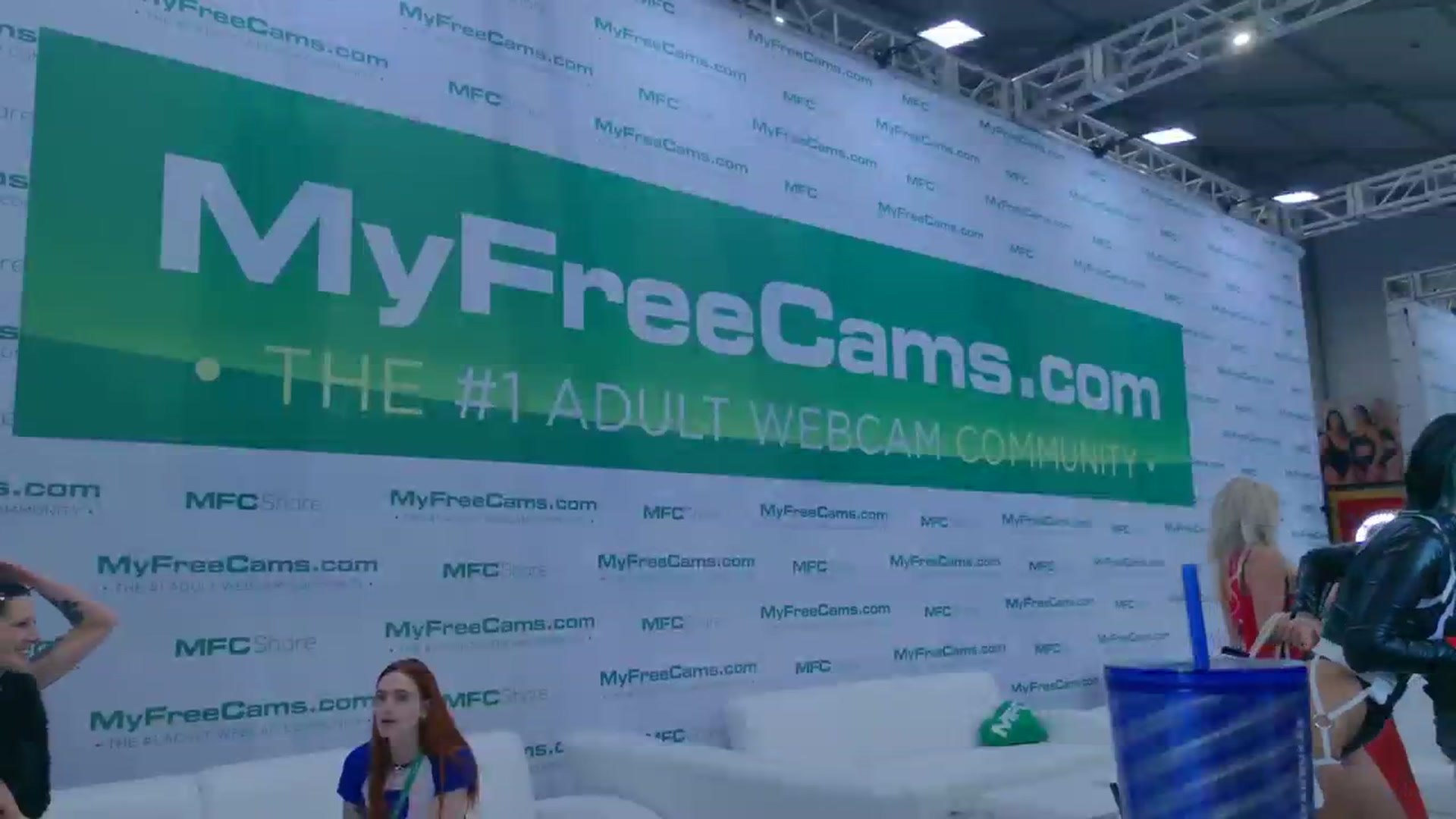 Gallery image thumbnail from KristieBish's myfreecams stream on, 01/26/2024, 02:45 image 15 of 20