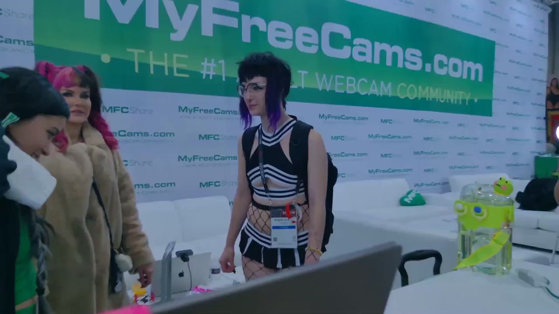 Gallery image thumbnail from KristieBish's myfreecams stream on, 01/26/2024, 02:45 image 1 of 20