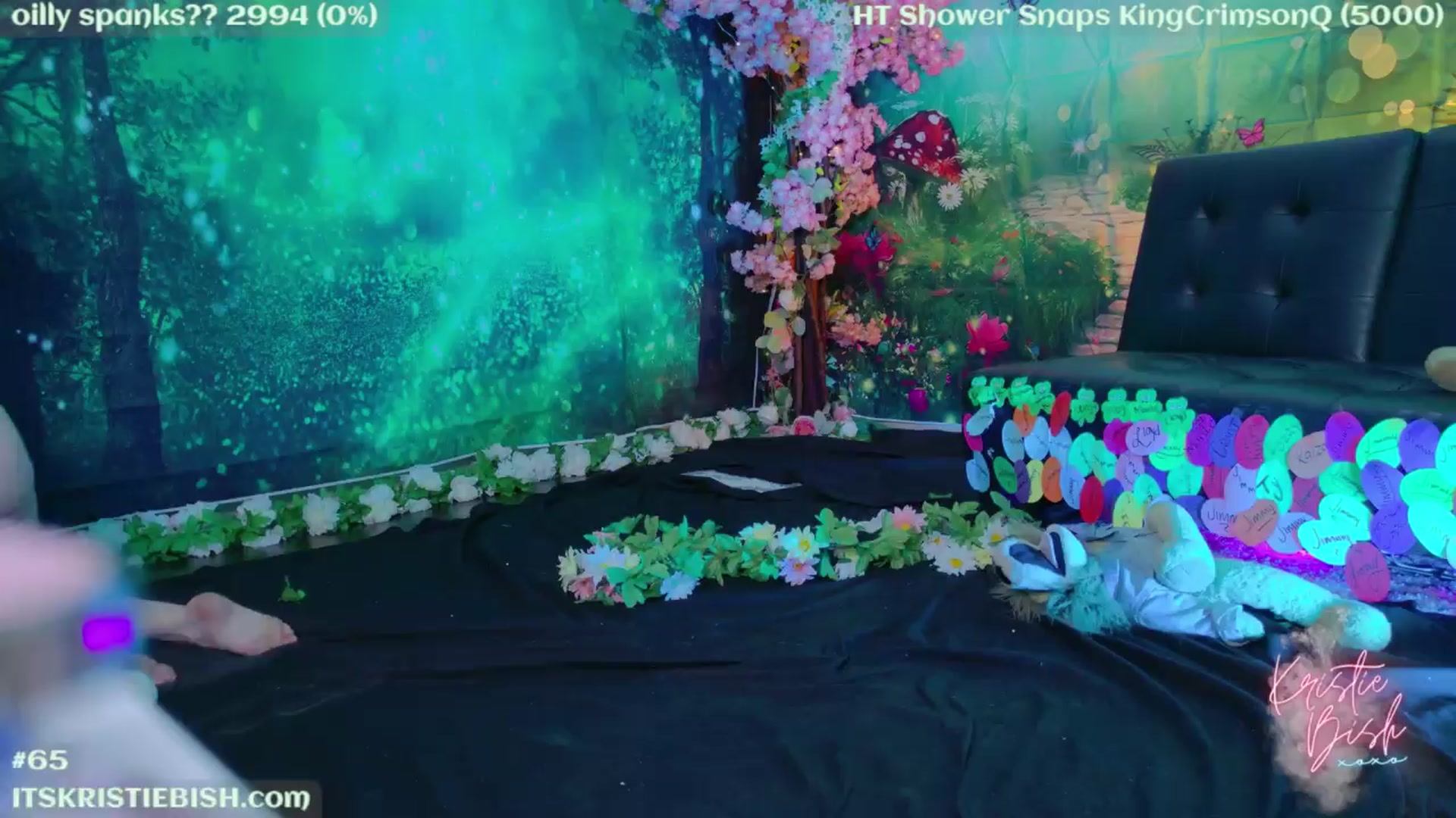 Gallery image thumbnail from KristieBish's myfreecams stream on, 03/25/2024, 06:06 image 6 of 20