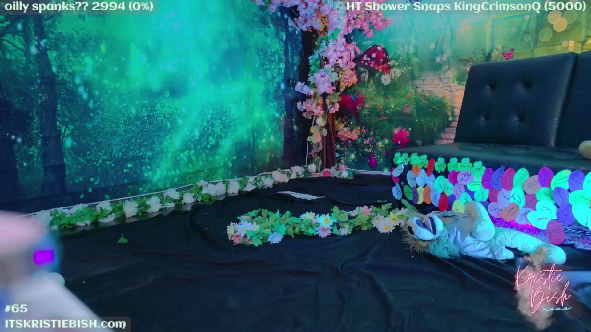 Gallery image thumbnail from KristieBish's myfreecams stream on, 03/25/2024, 06:06 image 2 of 20