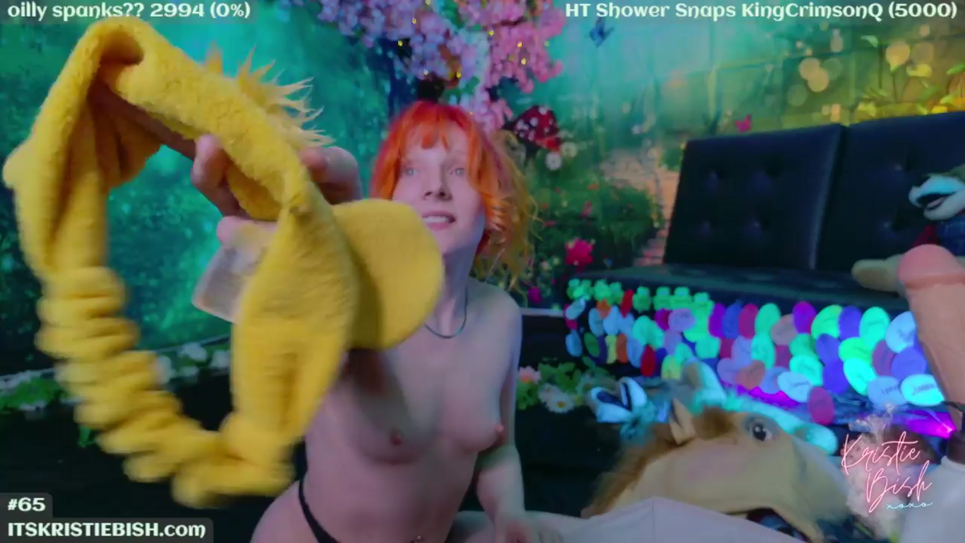 Gallery image thumbnail from KristieBish's myfreecams stream on, 03/25/2024, 06:06 image 9 of 20