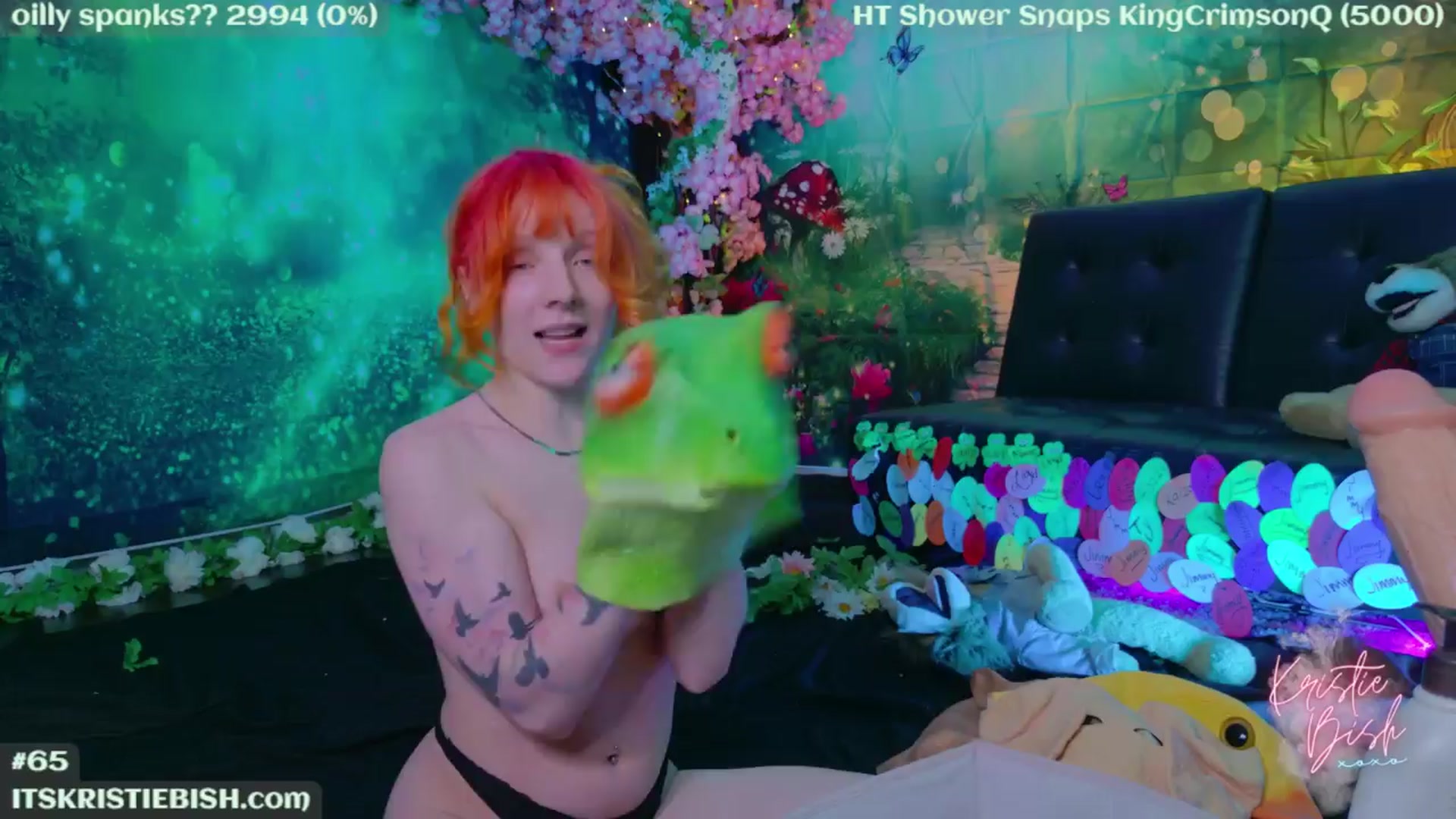 Gallery image thumbnail from KristieBish's myfreecams stream on, 03/25/2024, 06:06 image 8 of 20