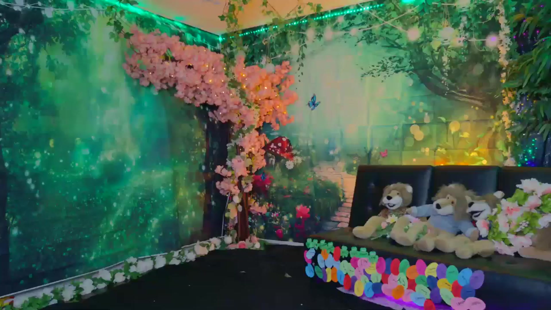 Gallery image thumbnail from KristieBish's myfreecams stream on, 03/30/2024, 06:38 image 4 of 20