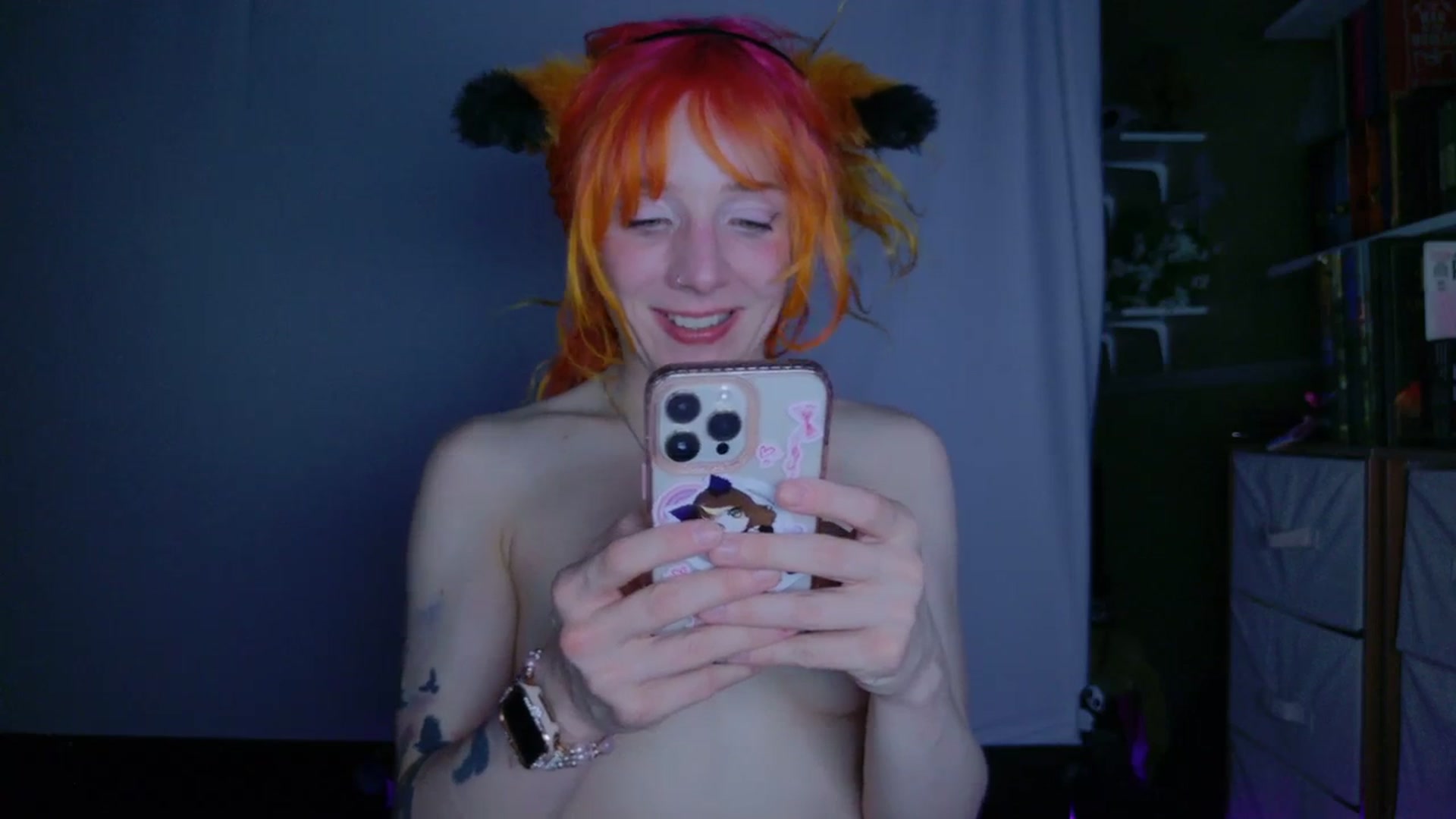Gallery image thumbnail from KristieBish's myfreecams stream on, 03/30/2024, 08:08 image 13 of 20
