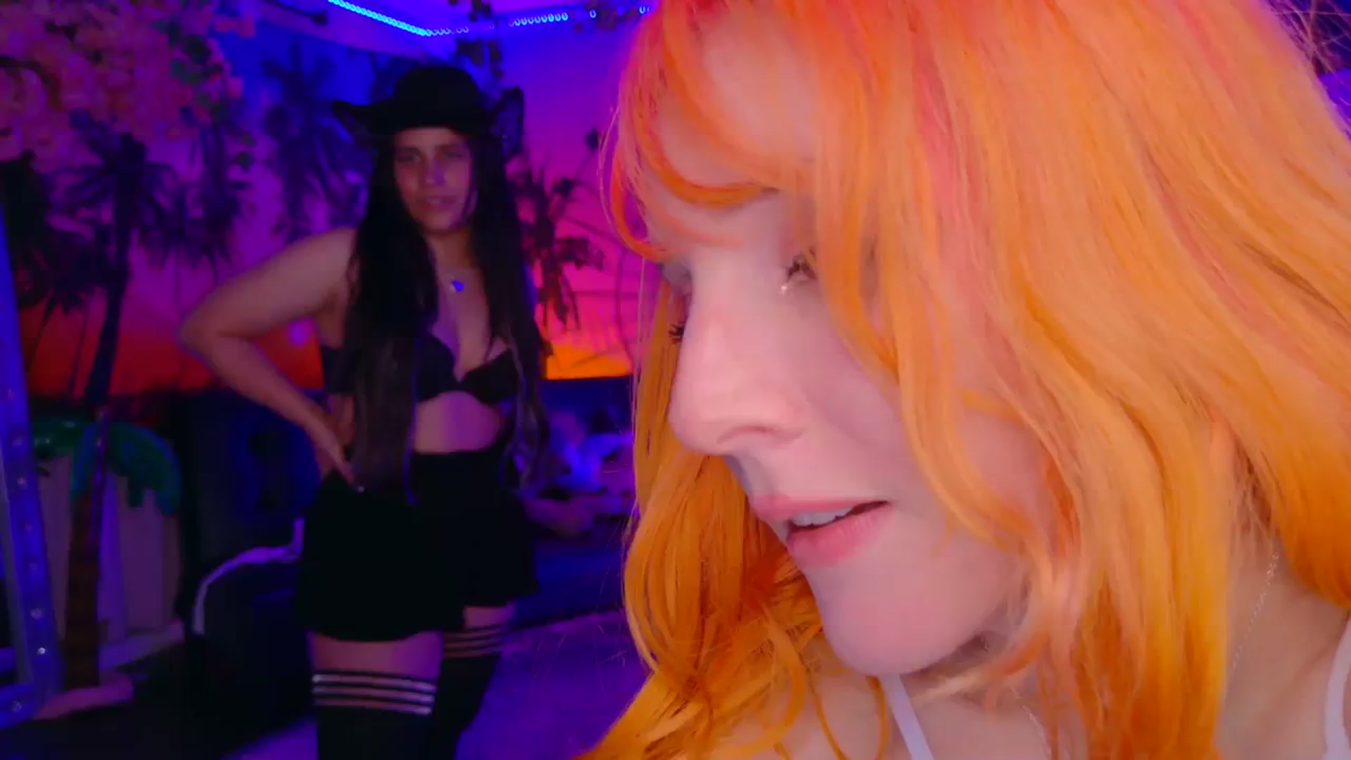 Gallery image thumbnail from KristieBish's myfreecams stream on, 04/10/2024, 05:32 image 5 of 20