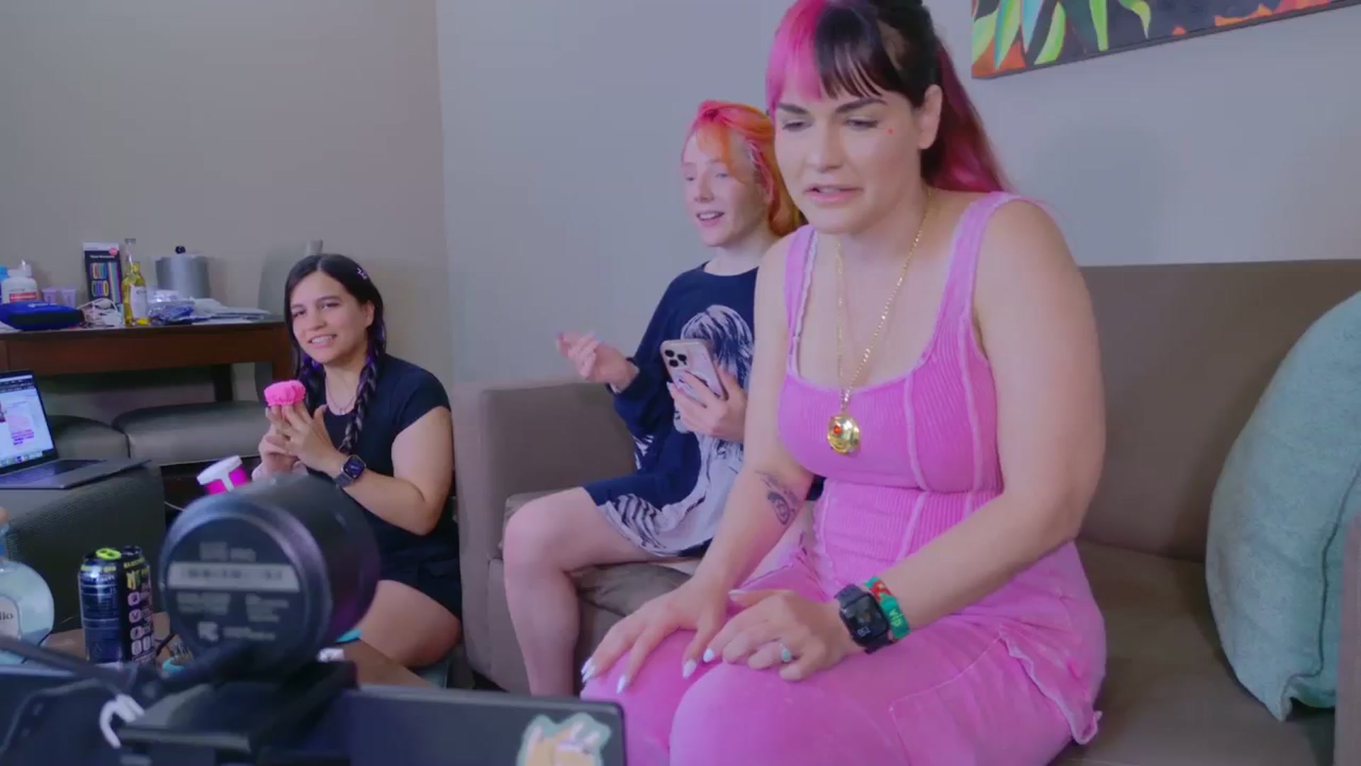 Gallery image thumbnail from KristieBish's myfreecams stream on, 04/11/2024, 21:31 image 5 of 20
