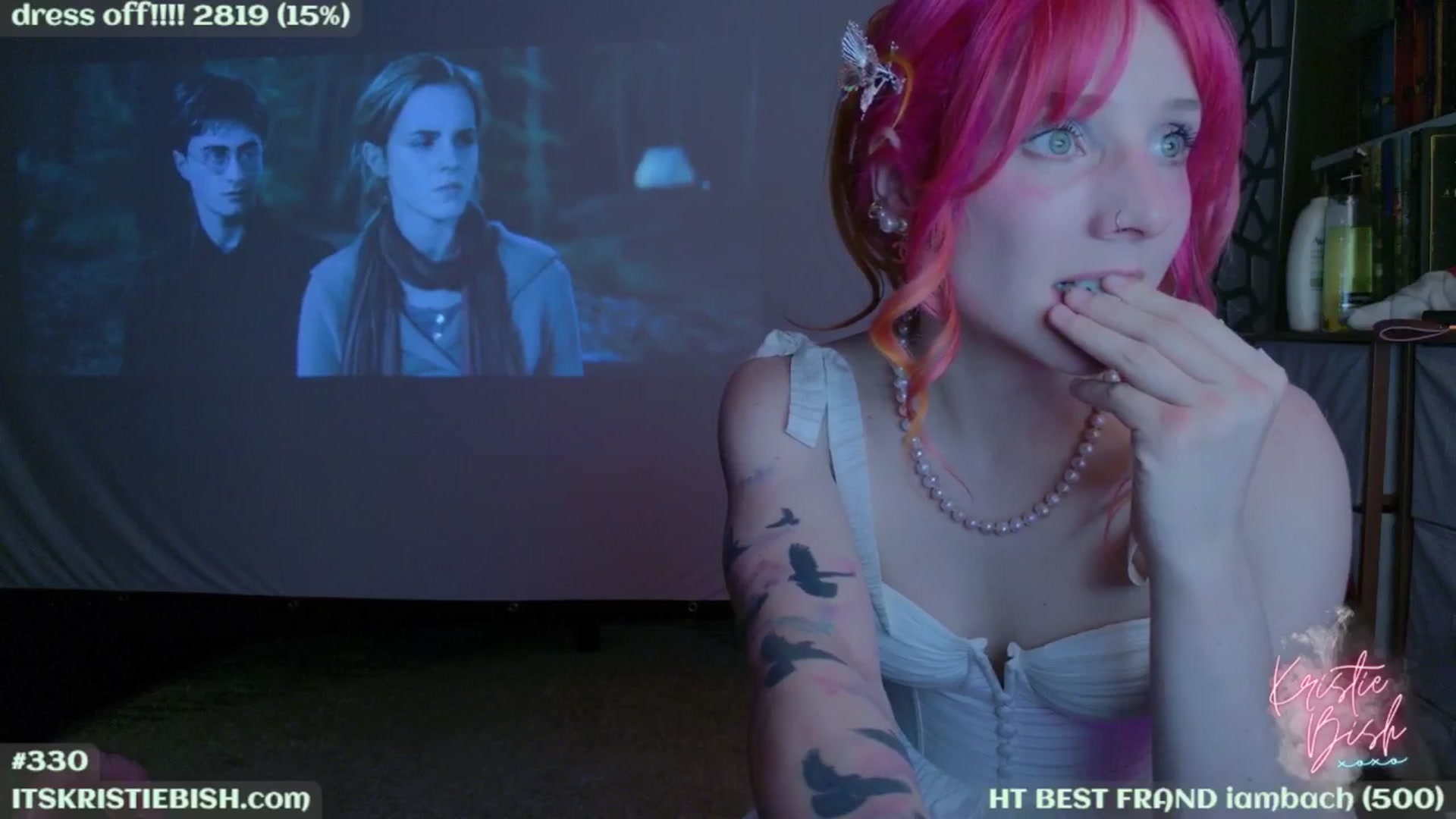 Gallery image thumbnail from KristieBish's myfreecams stream on, 05/04/2024, 08:21 image 8 of 20