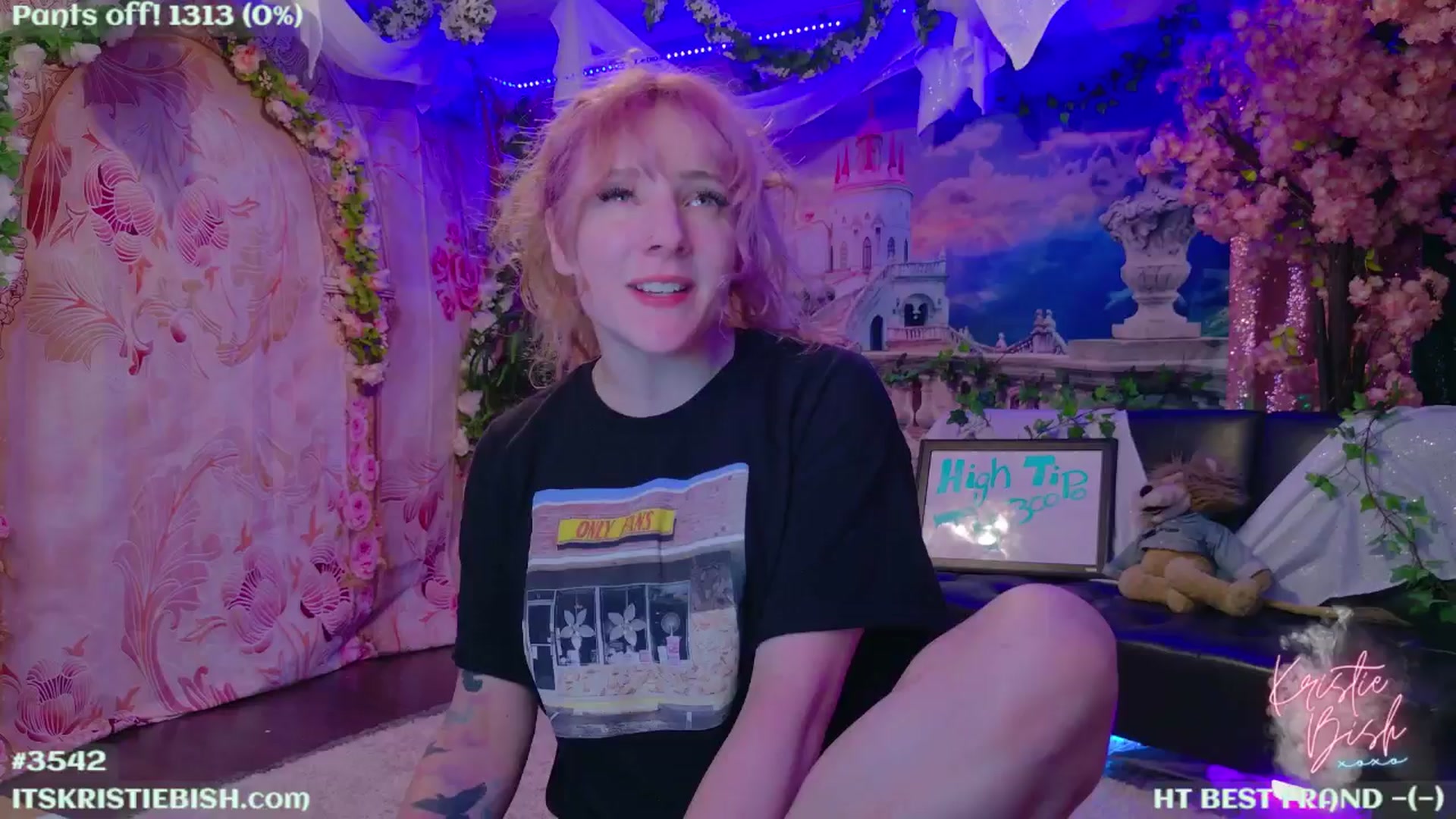 Gallery image thumbnail from KristieBish's myfreecams stream on, 06/24/2024, 06:07 image 1 of 20