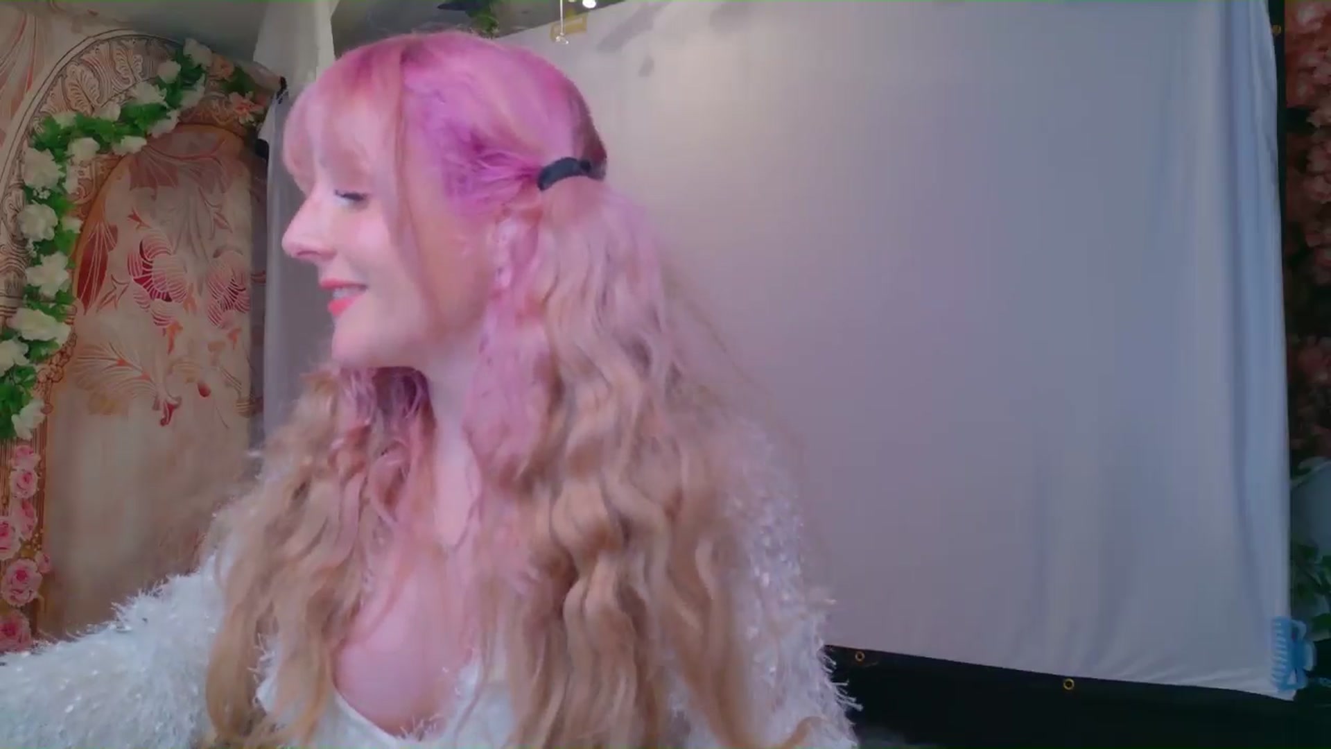 Gallery image thumbnail from KristieBish's myfreecams stream on, 06/29/2024, 04:46 image 20 of 20