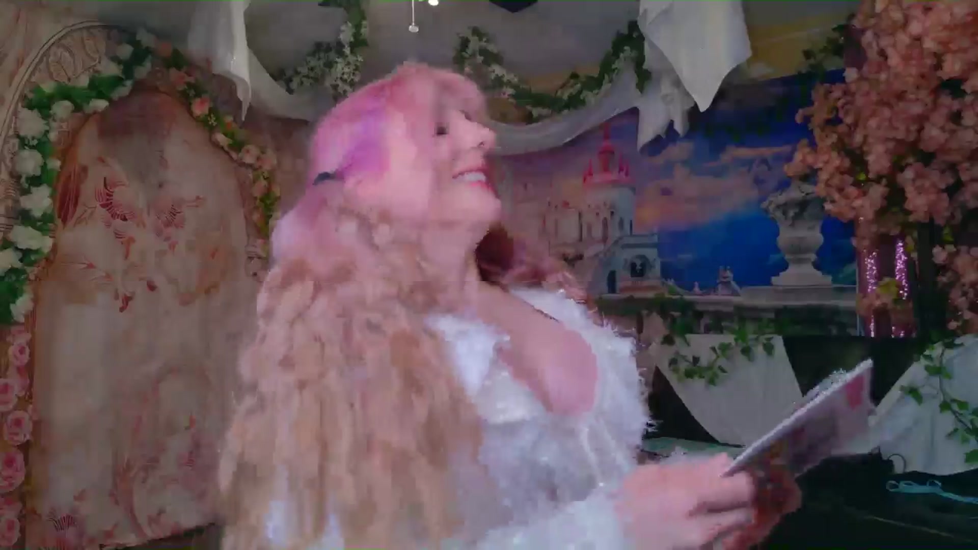 Gallery image thumbnail from KristieBish's myfreecams stream on, 06/29/2024, 04:46 image 5 of 20