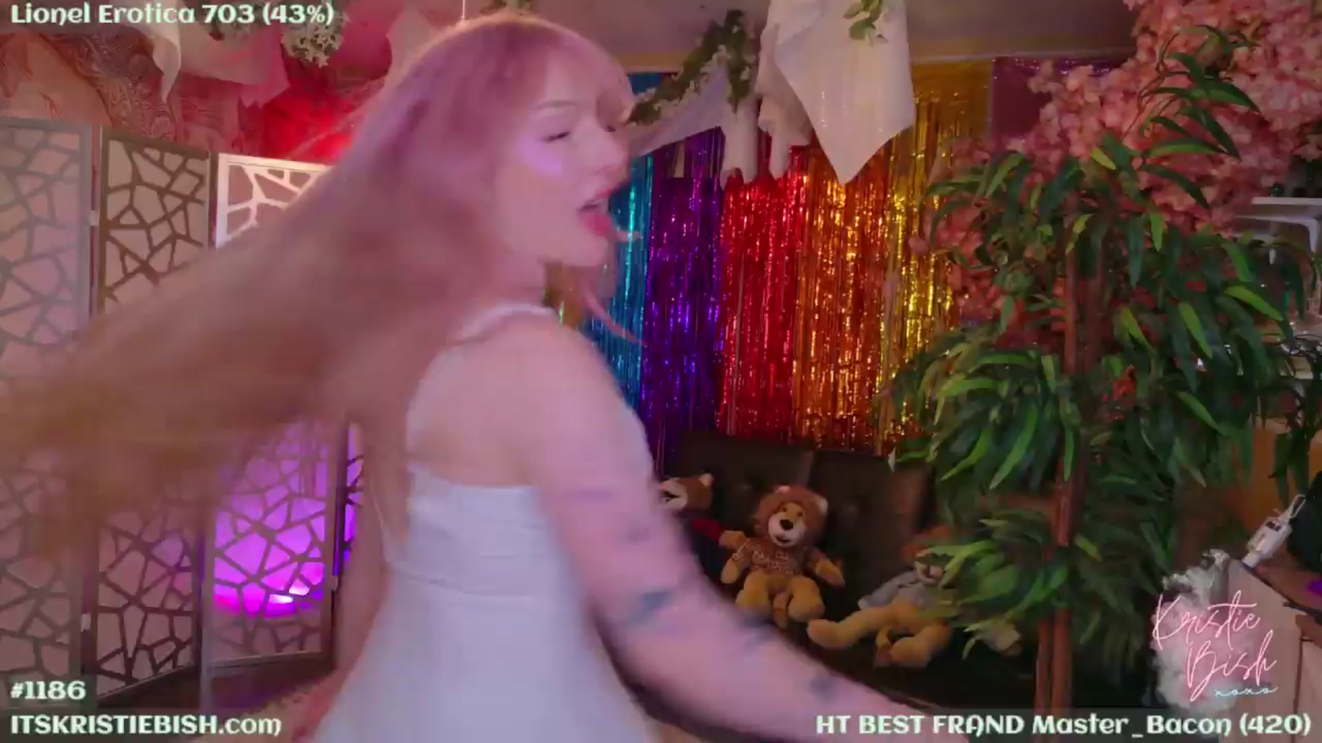Gallery image thumbnail from KristieBish's myfreecams stream on, 07/08/2024, 04:06 image 2 of 20