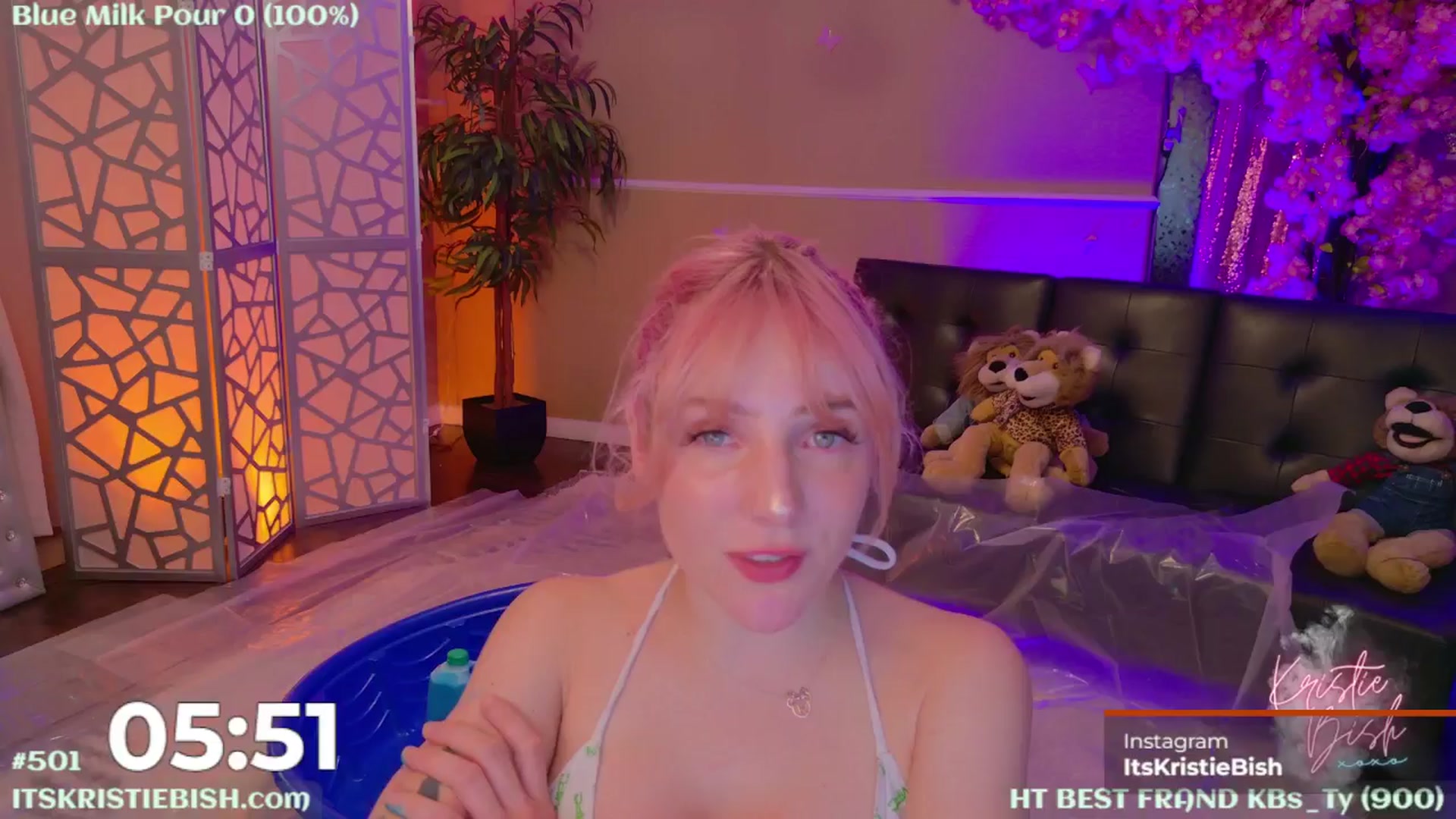 Gallery image thumbnail from KristieBish's myfreecams stream on, 07/16/2024, 04:46 image 17 of 20