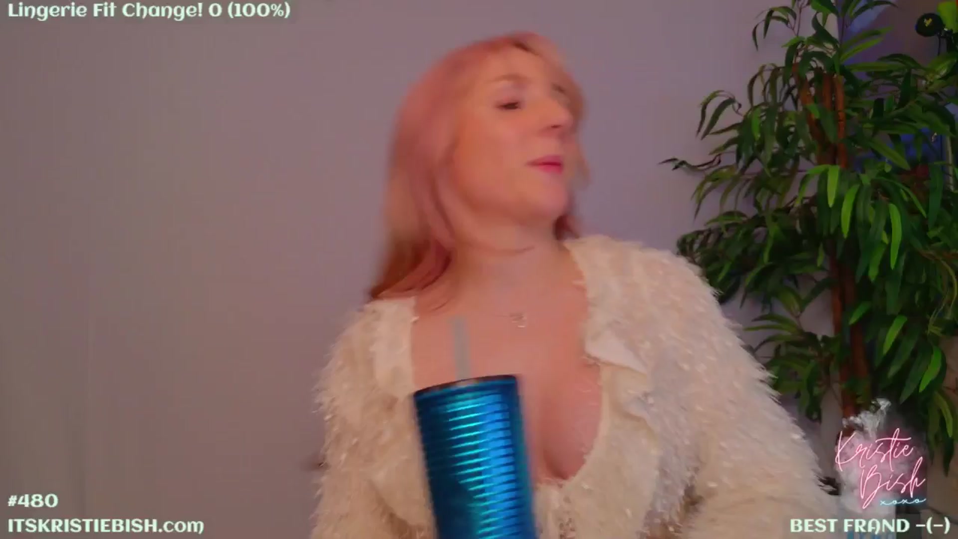 Gallery image thumbnail from KristieBish's myfreecams stream on, 07/19/2024, 04:40 image 8 of 20