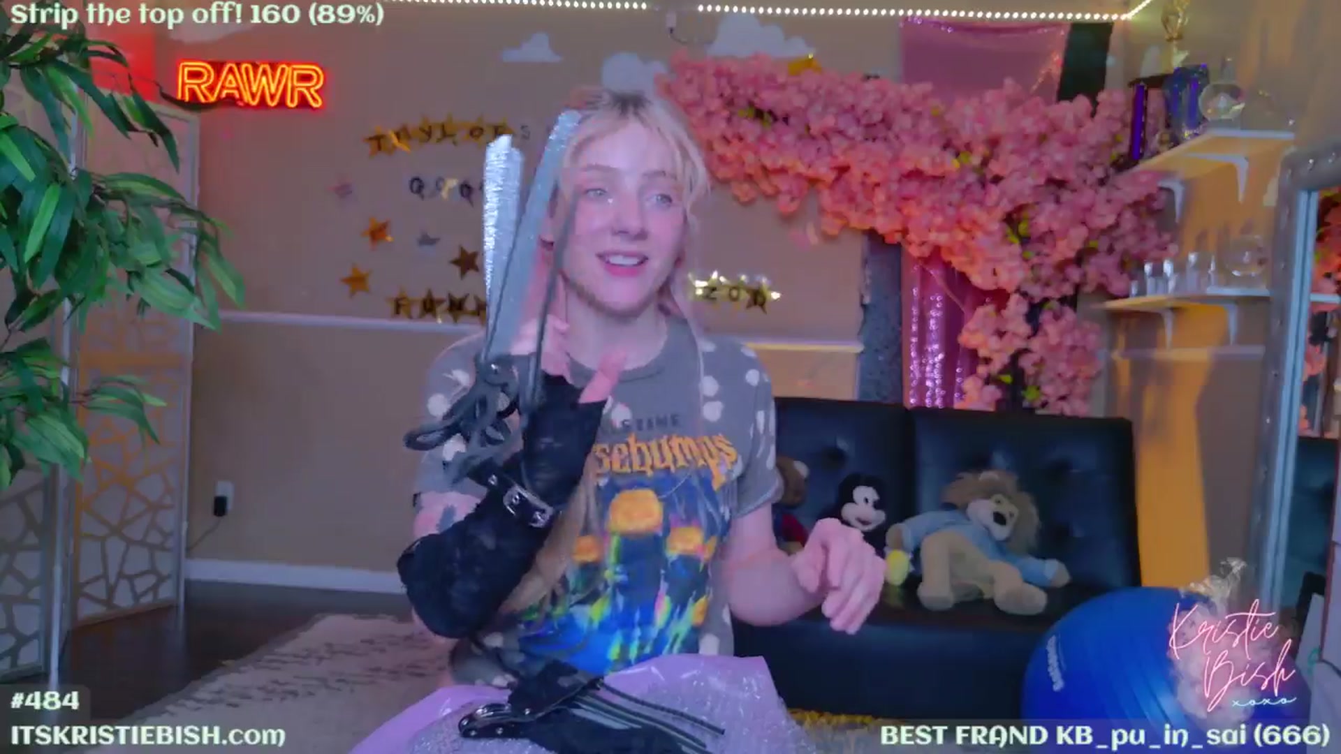 Gallery image thumbnail from KristieBish's myfreecams stream on, 08/09/2024, 07:05 image 17 of 20
