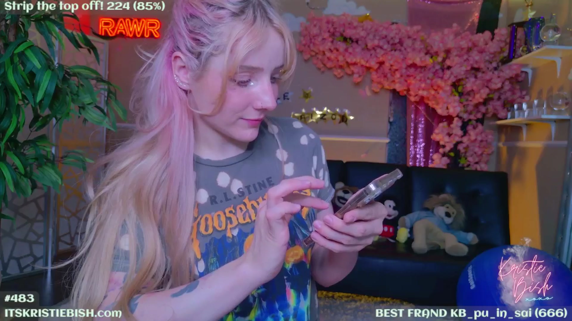 Gallery image thumbnail from KristieBish's myfreecams stream on, 08/09/2024, 07:05 image 16 of 20