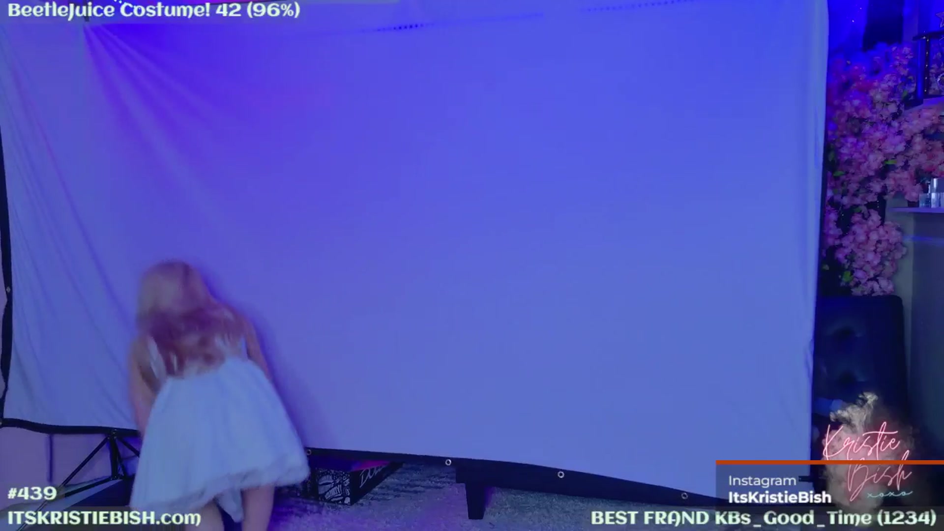 Gallery image thumbnail from KristieBish's myfreecams stream on, 08/10/2024, 04:11 image 9 of 20