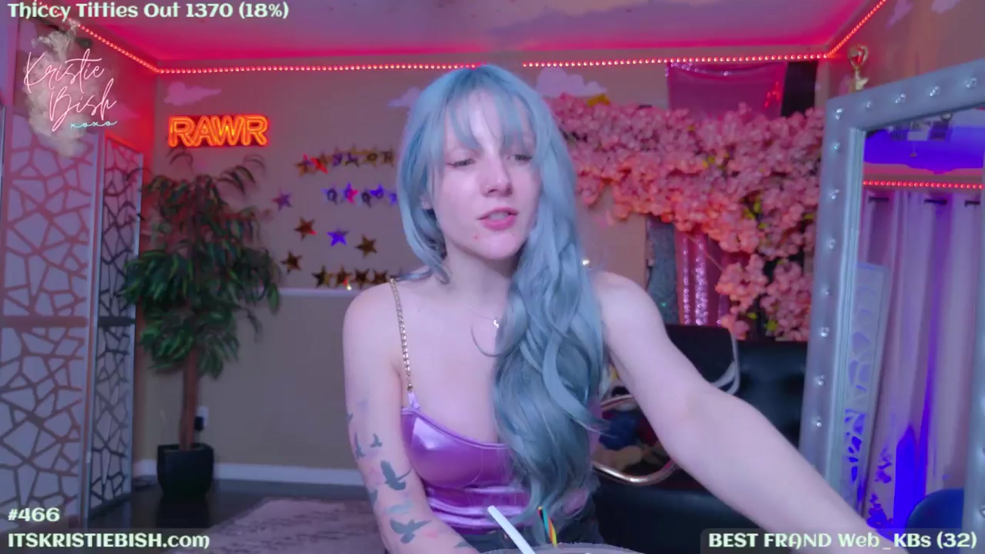 Gallery image thumbnail from KristieBish's myfreecams stream on, 08/16/2024, 04:12 image 1 of 20