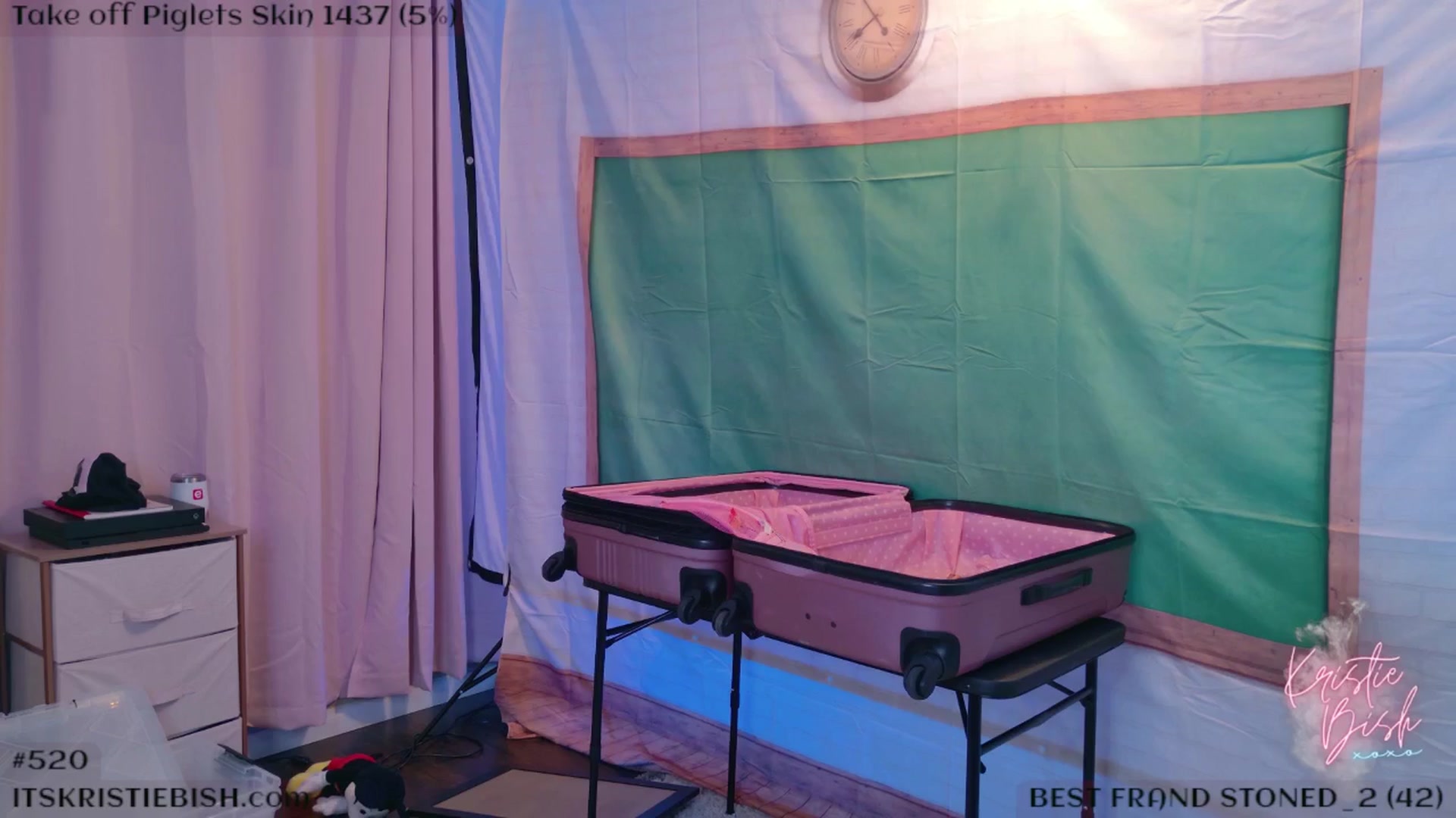 Gallery image thumbnail from KristieBish's myfreecams stream on, 08/22/2024, 05:16 image 5 of 20