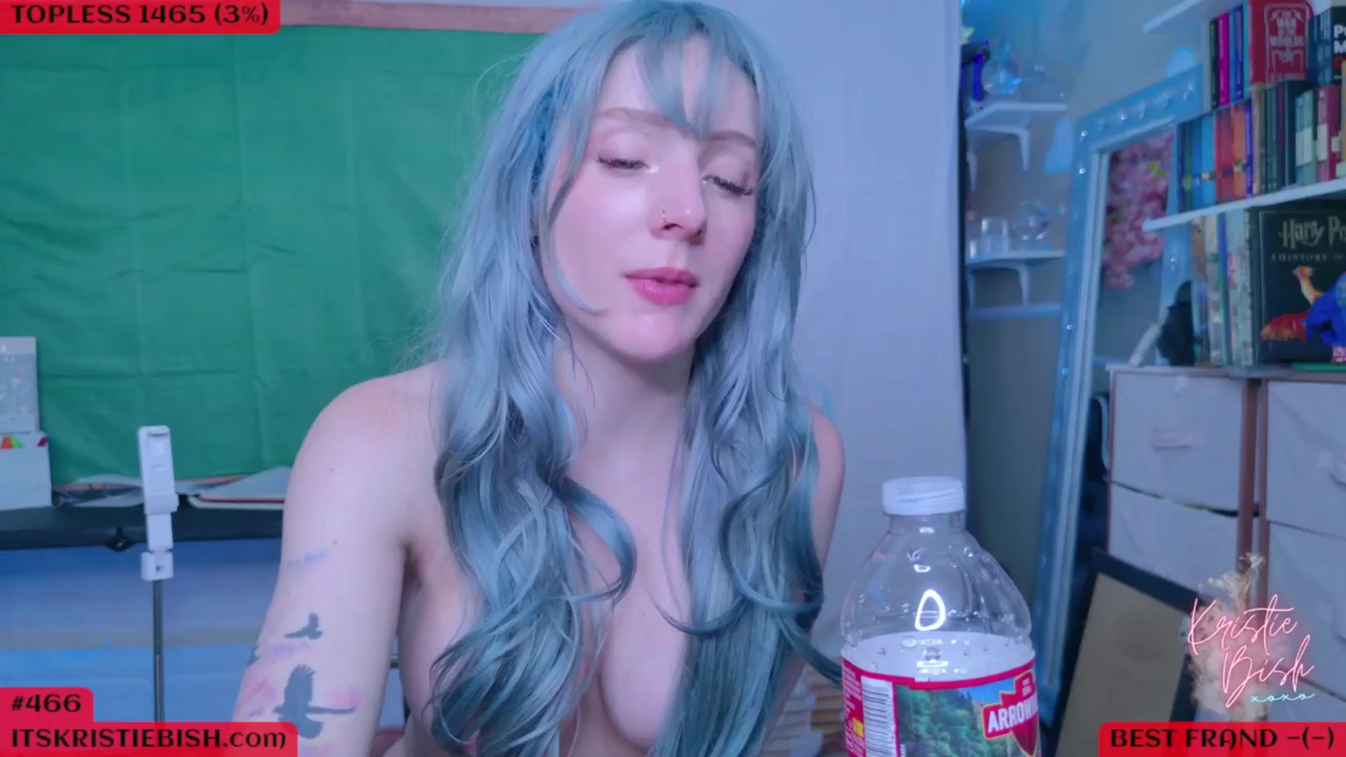 Gallery image thumbnail from KristieBish's myfreecams stream on, 08/23/2024, 07:39 image 1 of 20