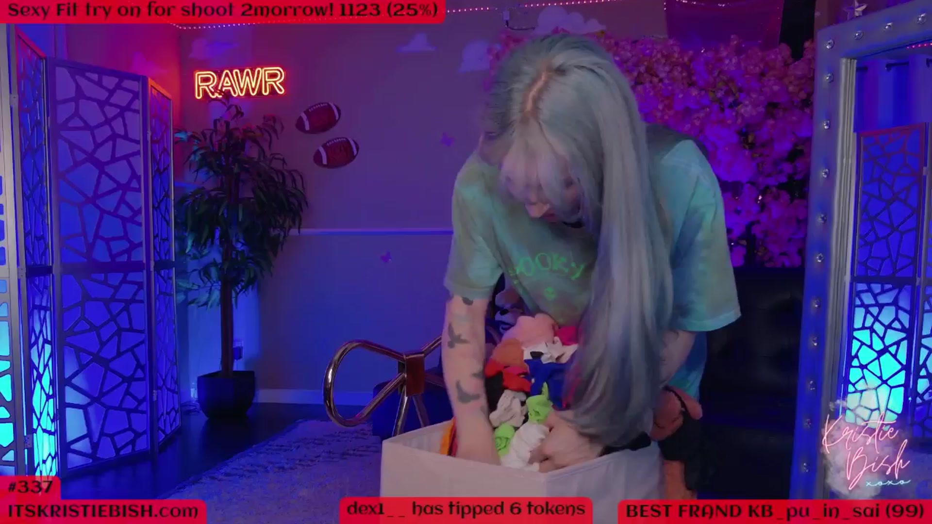 Gallery image thumbnail from KristieBish's myfreecams stream on, 09/02/2024, 03:52 image 8 of 20