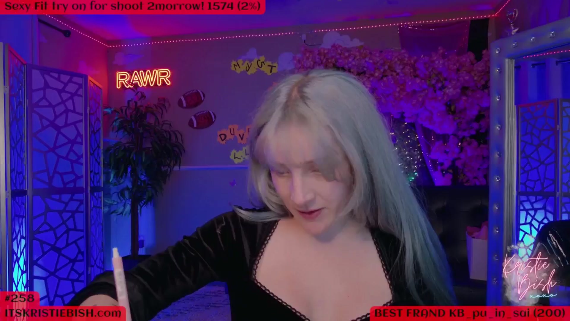 Gallery image thumbnail from KristieBish's myfreecams stream on, 09/02/2024, 04:13 image 10 of 20