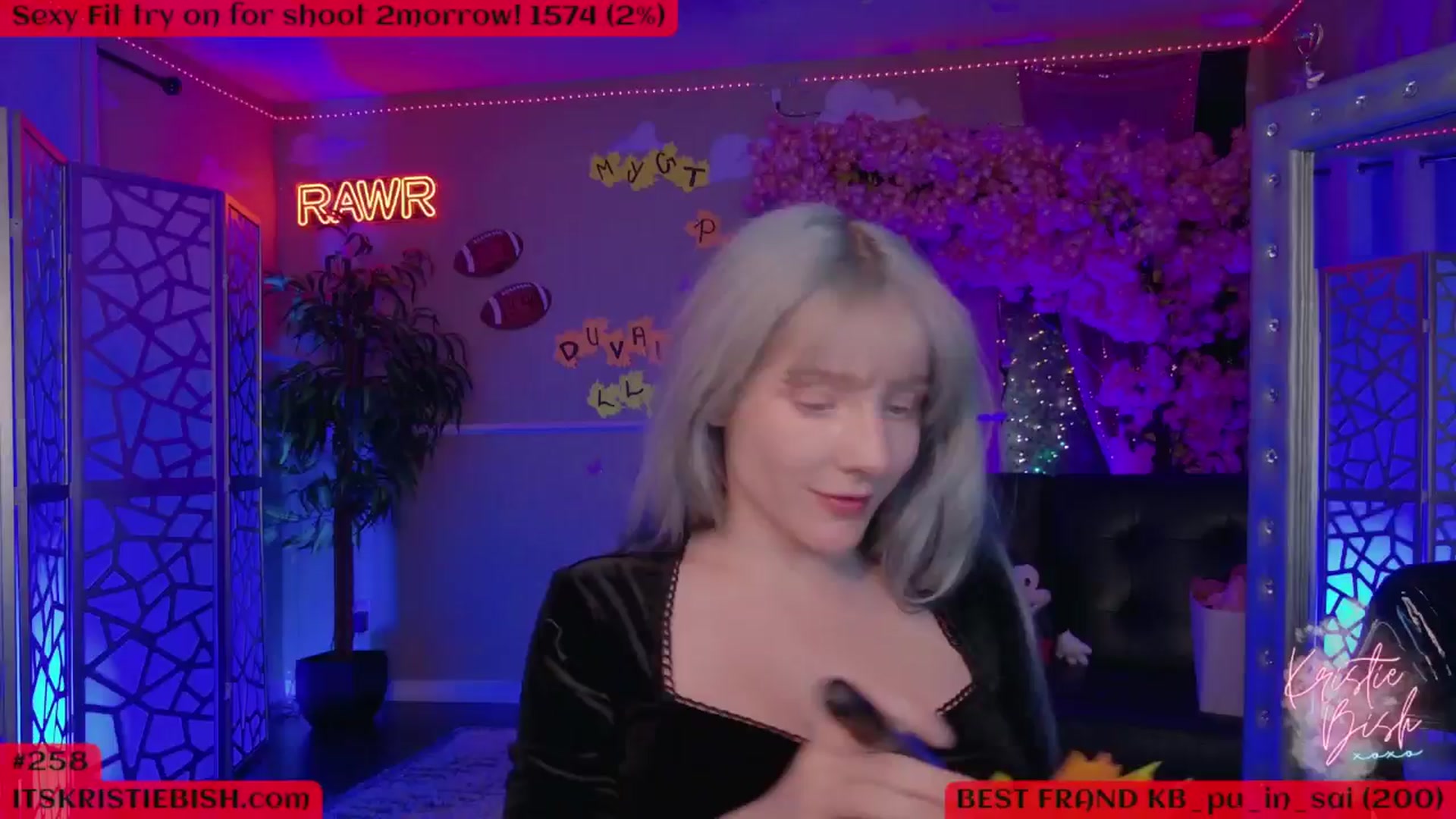 Gallery image thumbnail from KristieBish's myfreecams stream on, 09/02/2024, 04:13 image 11 of 20