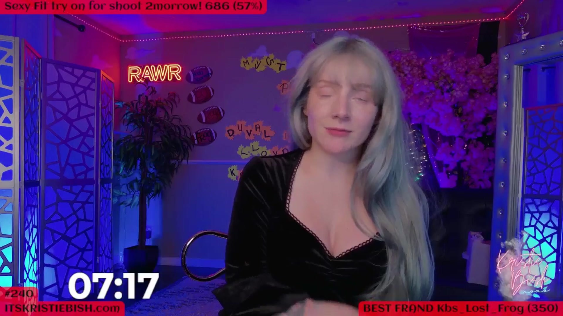 Gallery image thumbnail from KristieBish's myfreecams stream on, 09/02/2024, 06:00 image 17 of 20